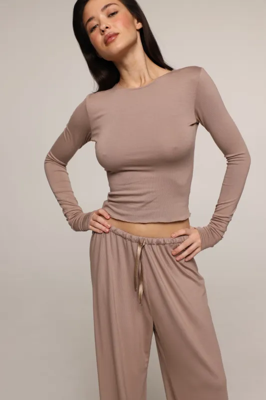 Anastasia - long sleeve - Cappuccino sold by The Robe
