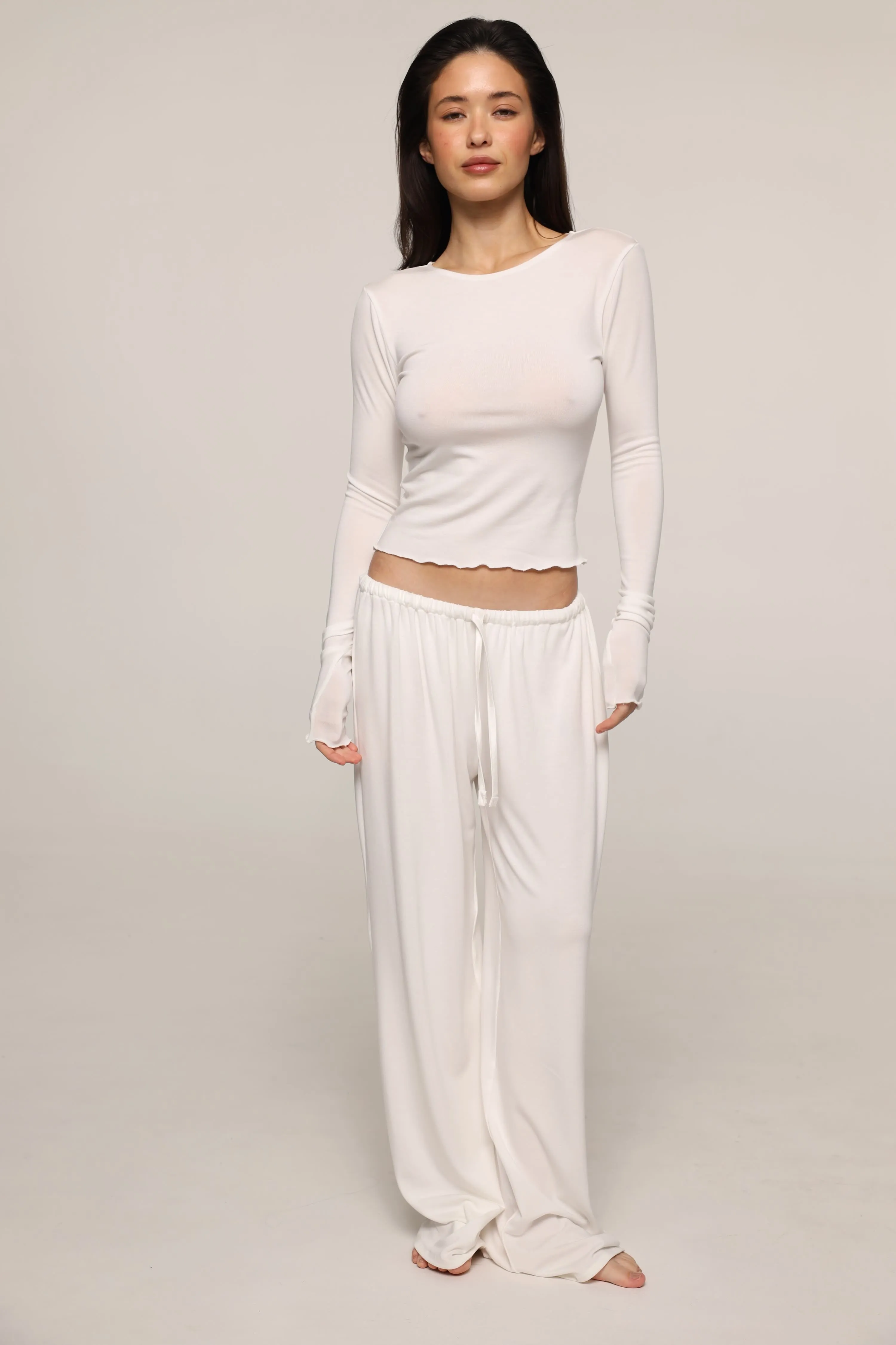 Amelia - long pants - White sold by The Robe
