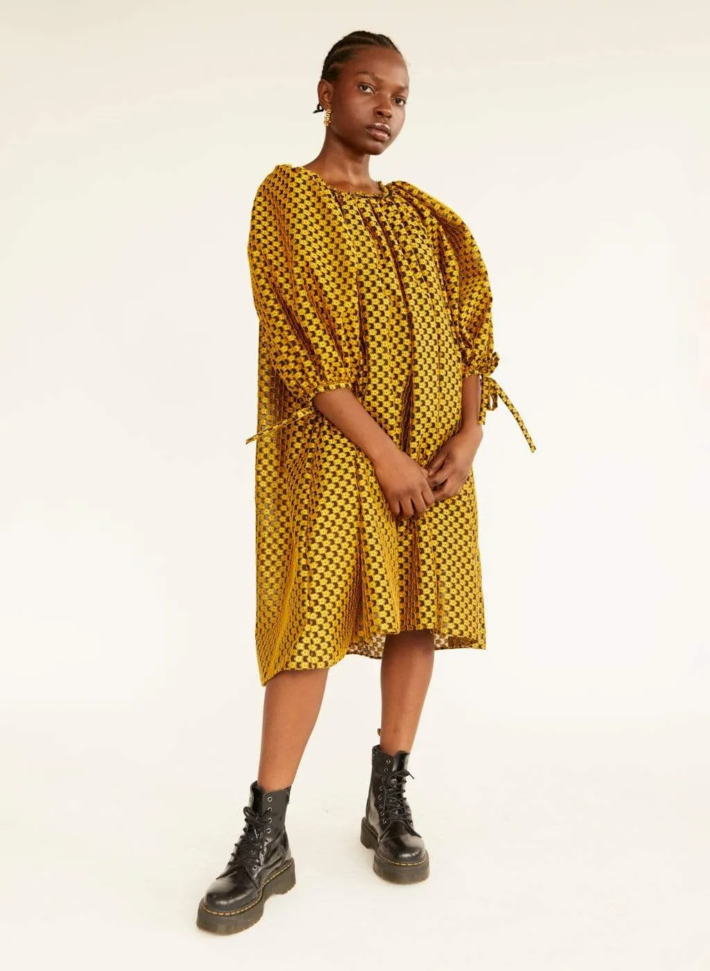 Gold Daisy Madlyn Dress sold by Eliza Faulkner product image thumbnail 5