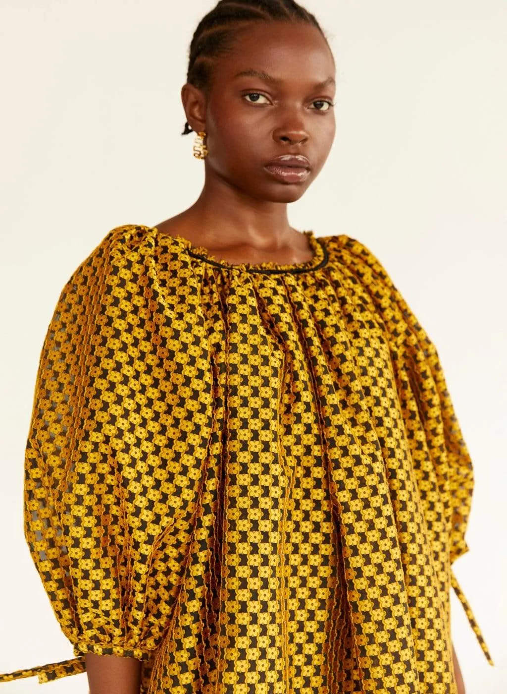 Gold Daisy Madlyn Dress sold by Eliza Faulkner product image thumbnail 4