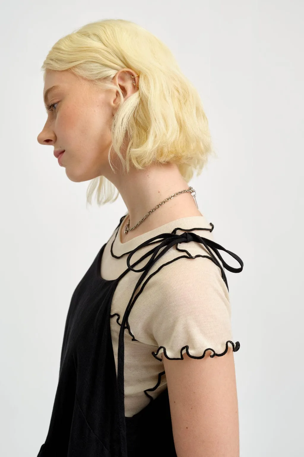 Amelie Dress Black Linen sold by Eliza Faulkner product image thumbnail 3