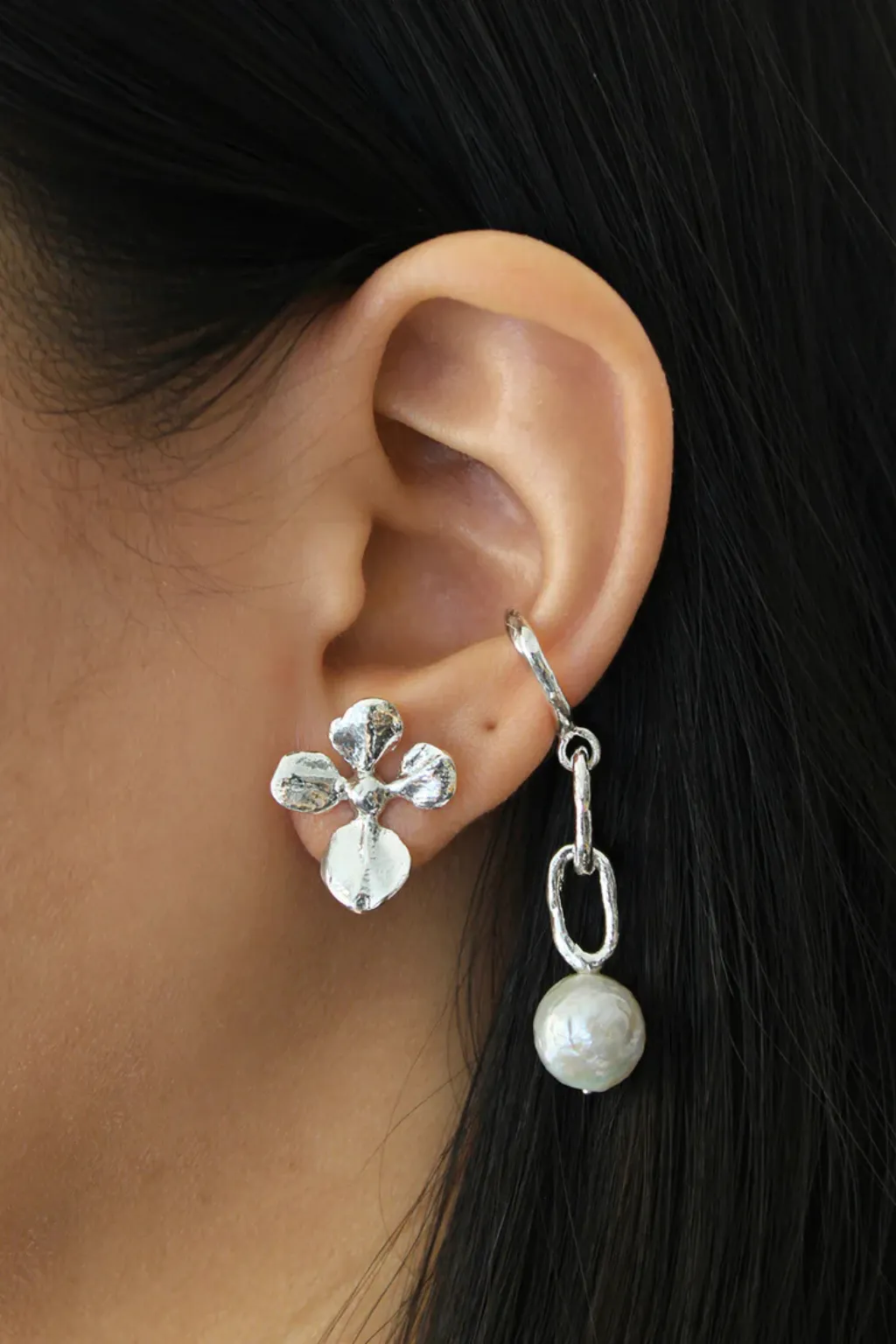 ORAC Pendulum Earcuf Silver sold by Eliza Faulkner product image thumbnail 2