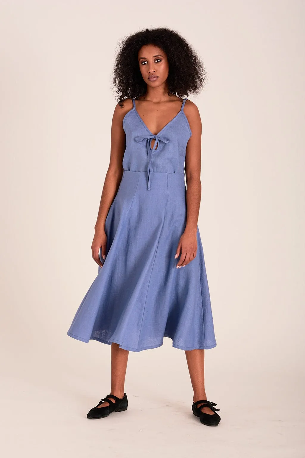 Berkley Skirt Periwinkle Blue Linen sold by Eliza Faulkner product image thumbnail 3