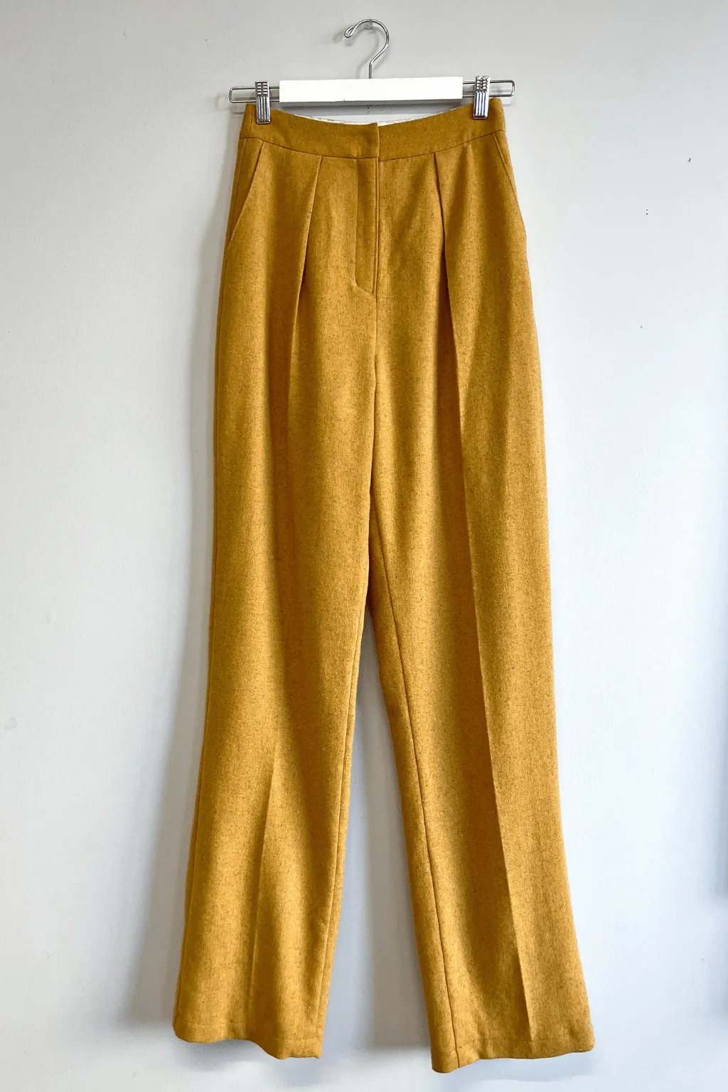 Sample Sabine Pant Yellow Wool sold by Eliza Faulkner product image thumbnail 4