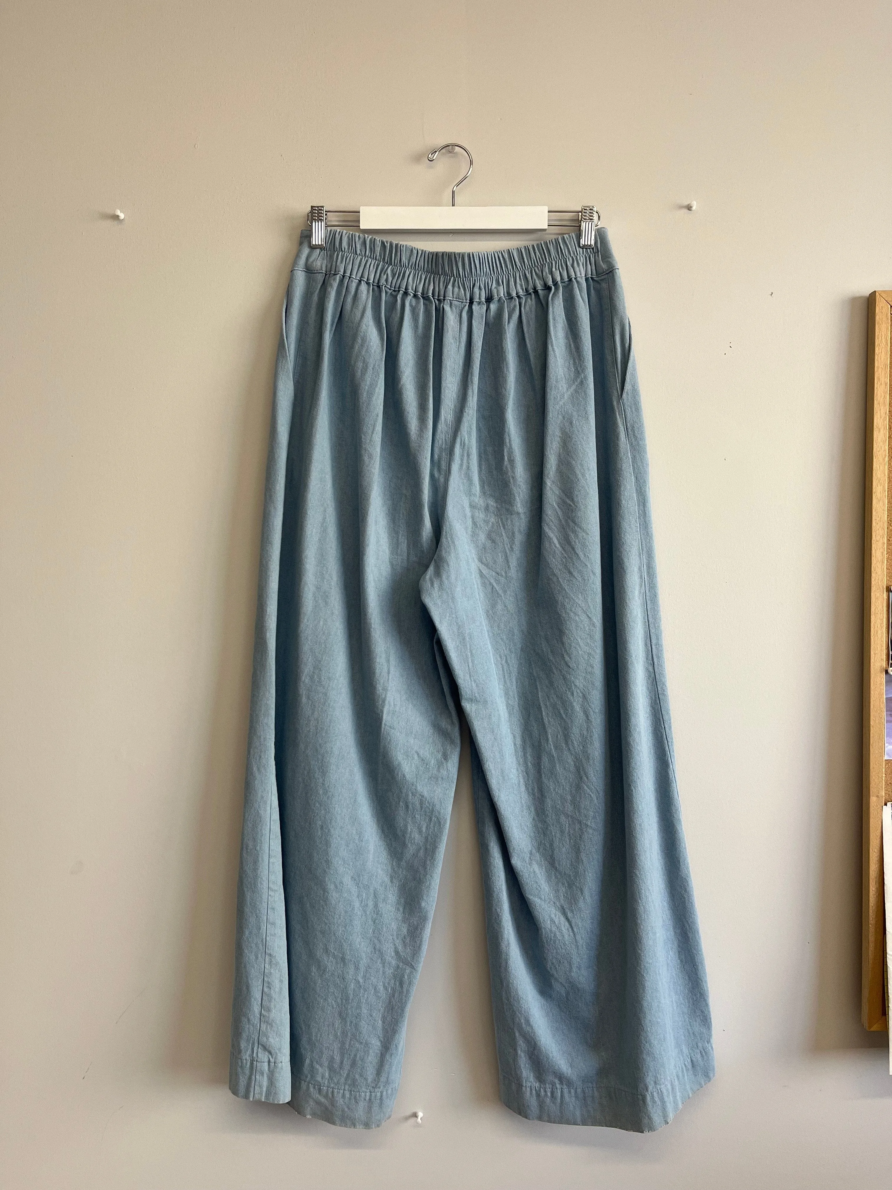 Pre-loved Romy Linen Pant Bleached Denim - Size L sold by Eliza Faulkner product image thumbnail 3