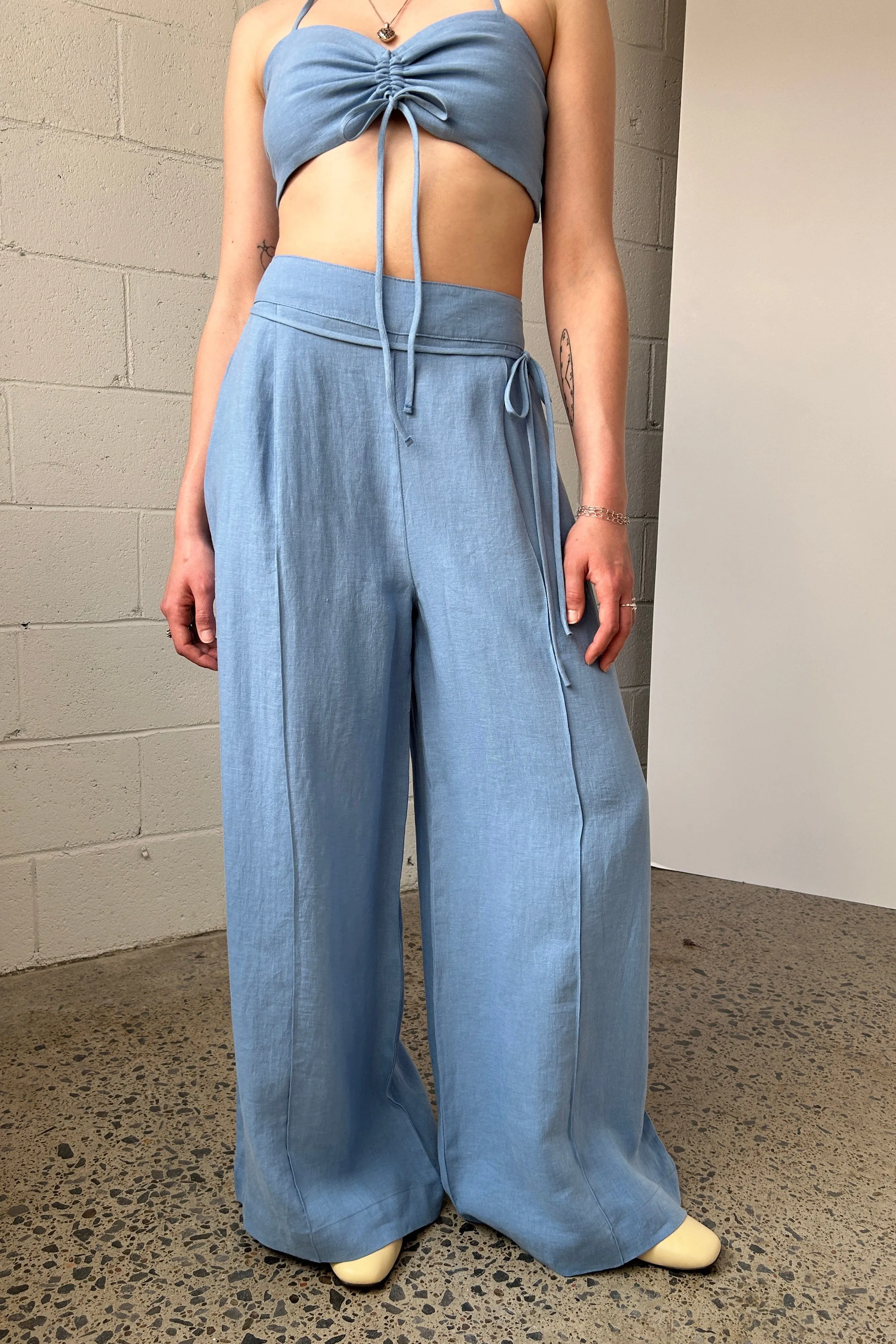 Pre-loved Sample Romy Pant Storm Blue Linen - Size S & M sold by Eliza Faulkner