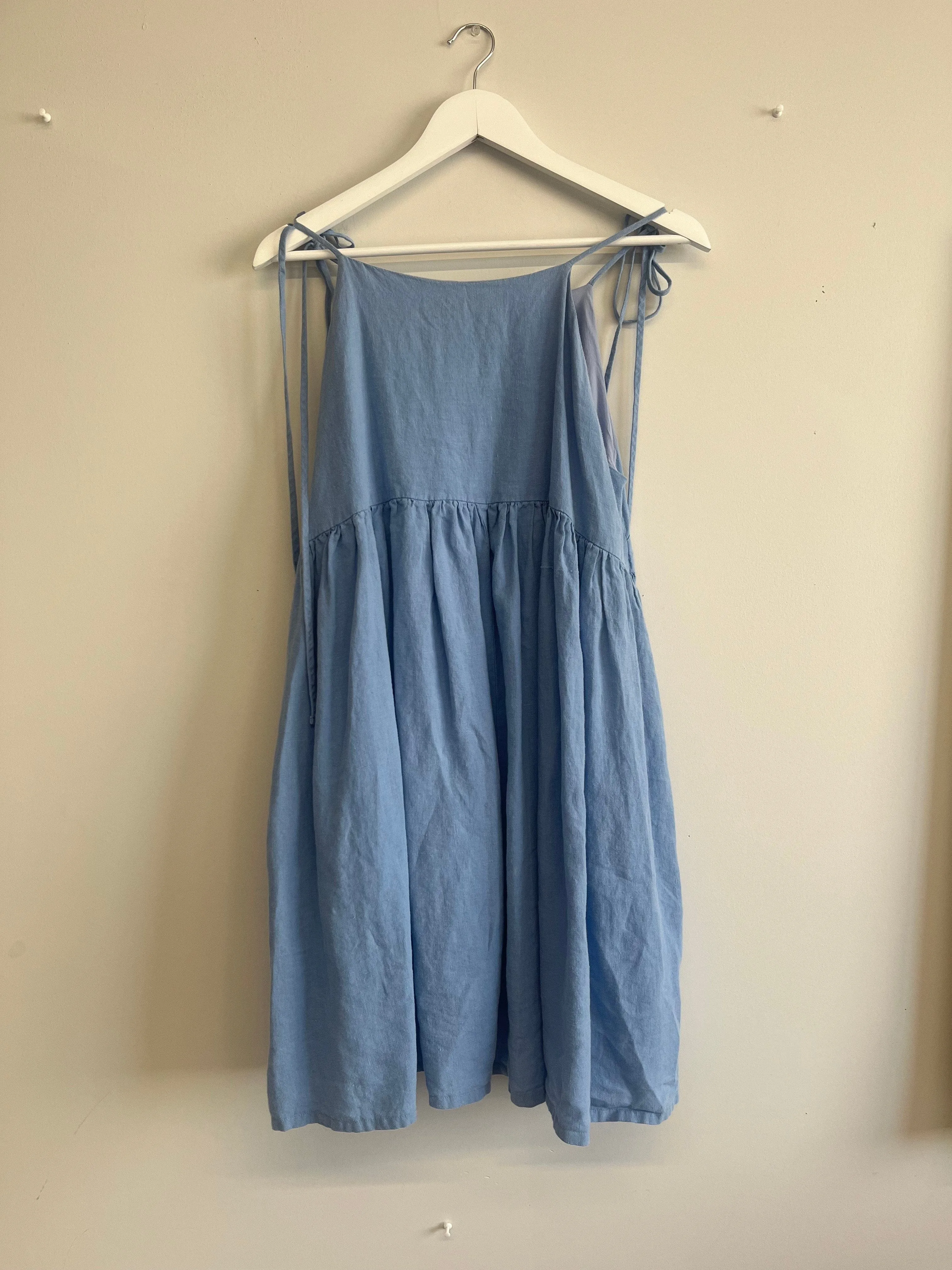 Pre-loved Amelie Dress Blue Linen - Size M sold by Eliza Faulkner product image thumbnail 3