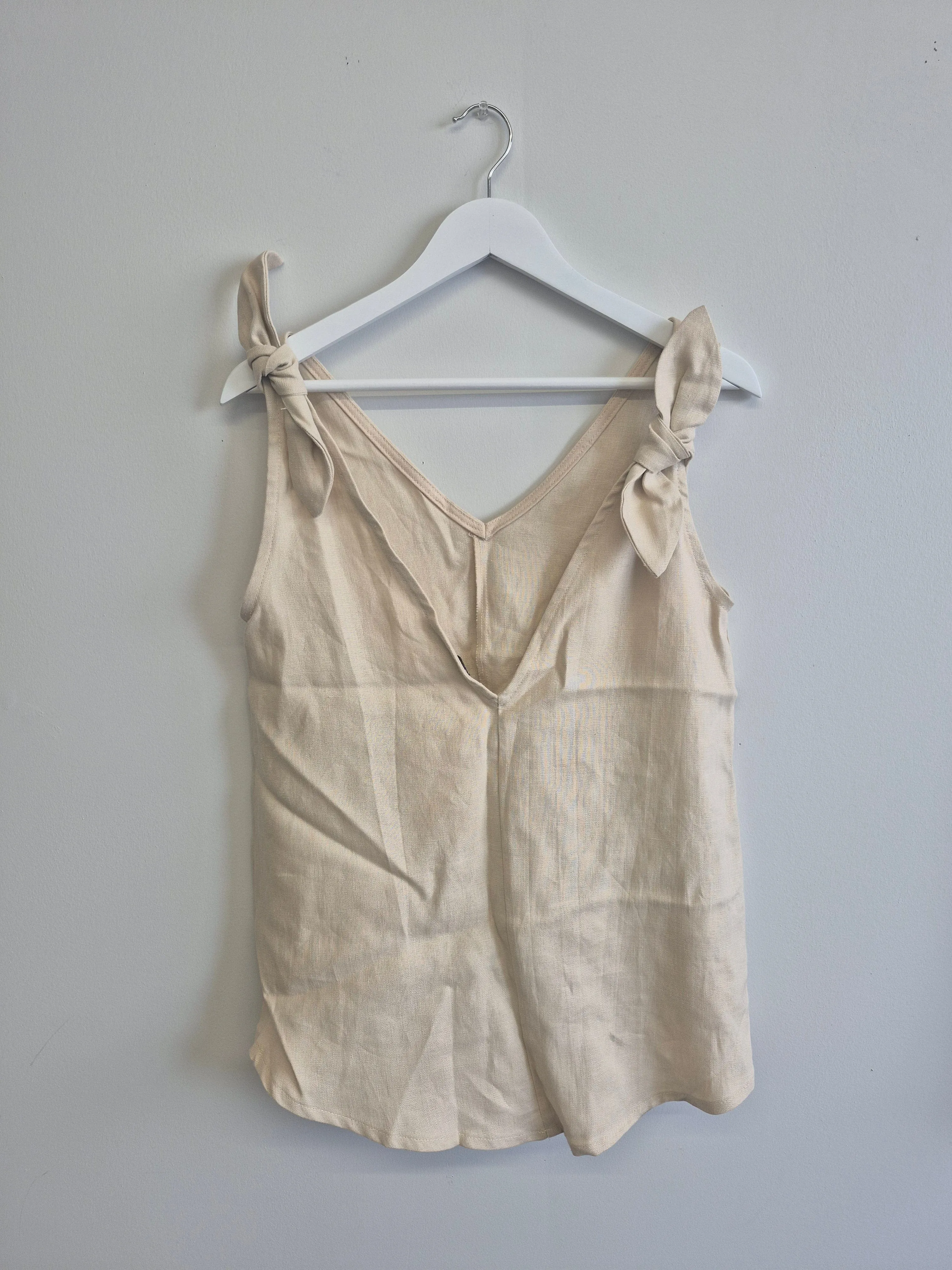 Sample Linen Tank Top Beige sold by Eliza Faulkner product image thumbnail 2