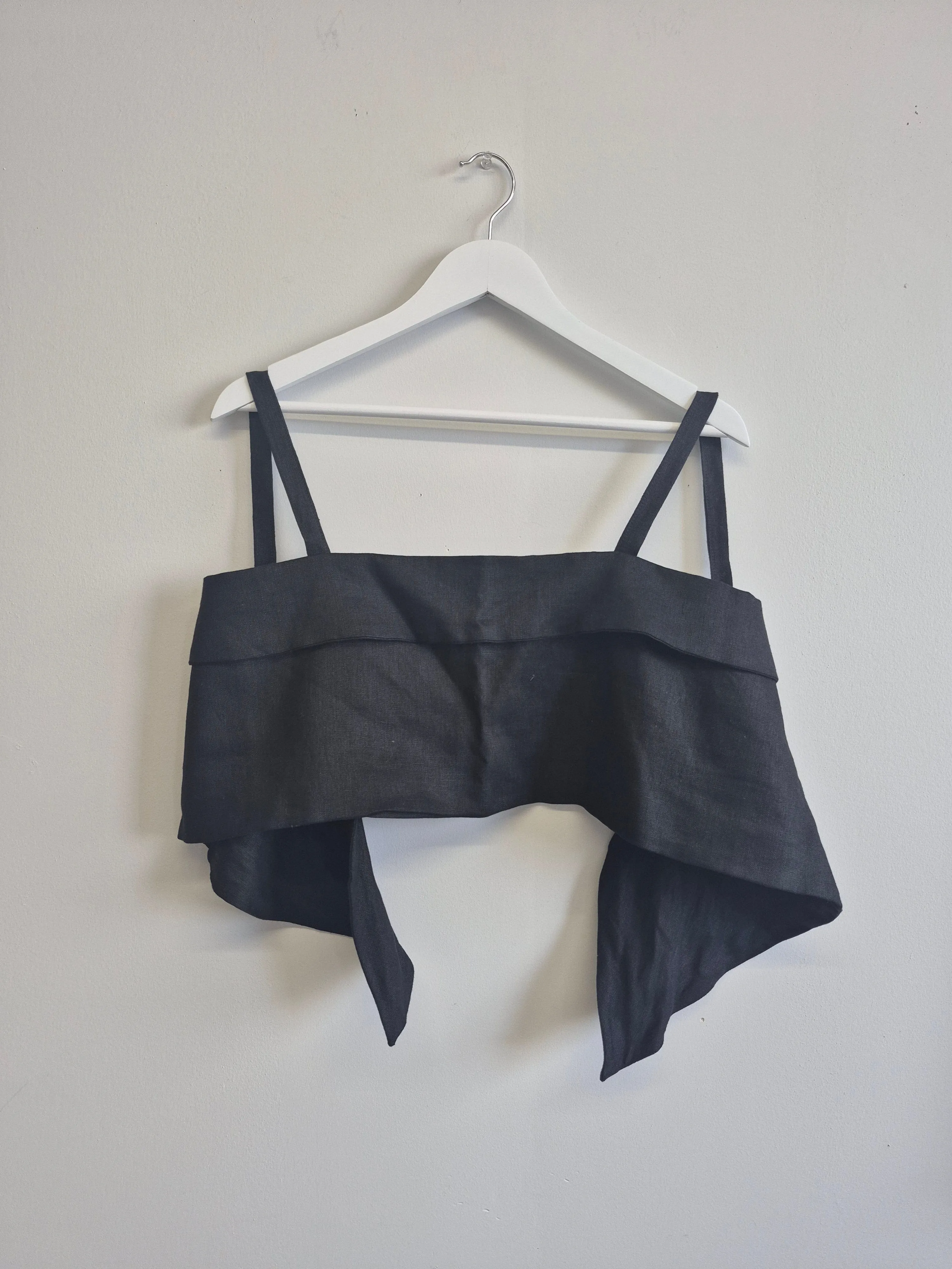 Sample Molly Top Linen Black sold by Eliza Faulkner product image thumbnail 3
