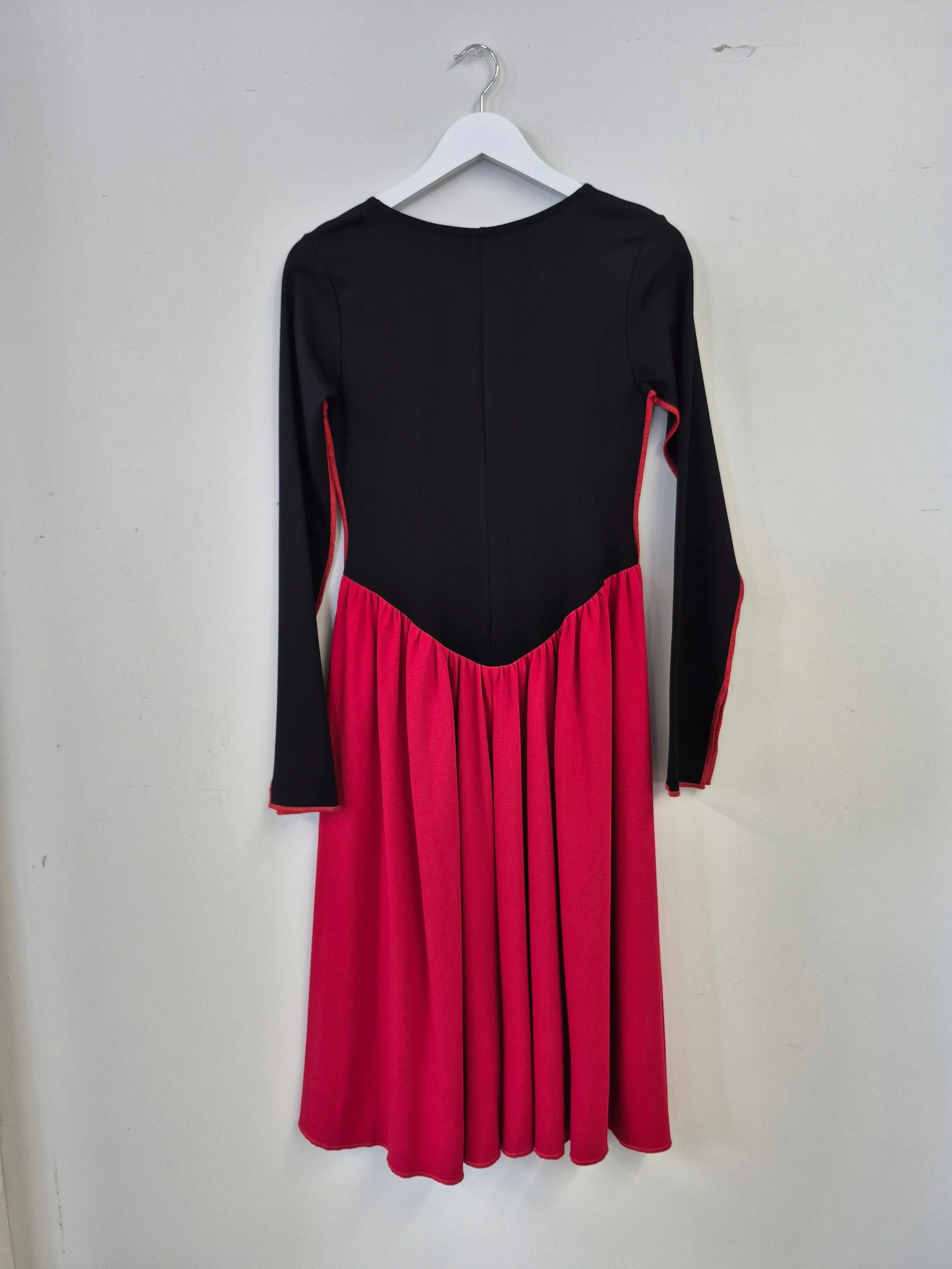 Sample Joan Dress Black and Red sold by Eliza Faulkner product image thumbnail 3