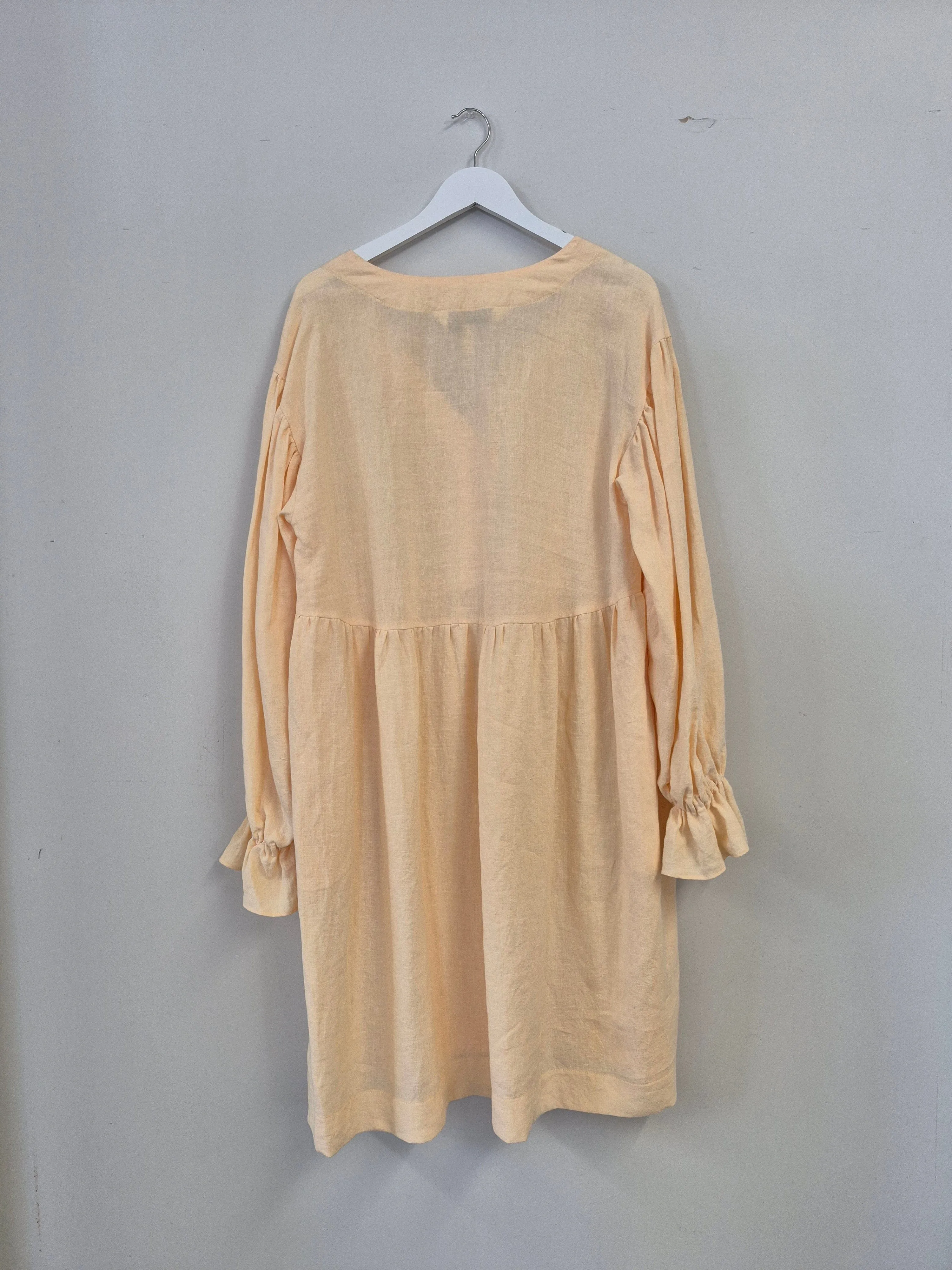 Sample Heather Dress Butter Yellow Linen sold by Eliza Faulkner product image thumbnail 3