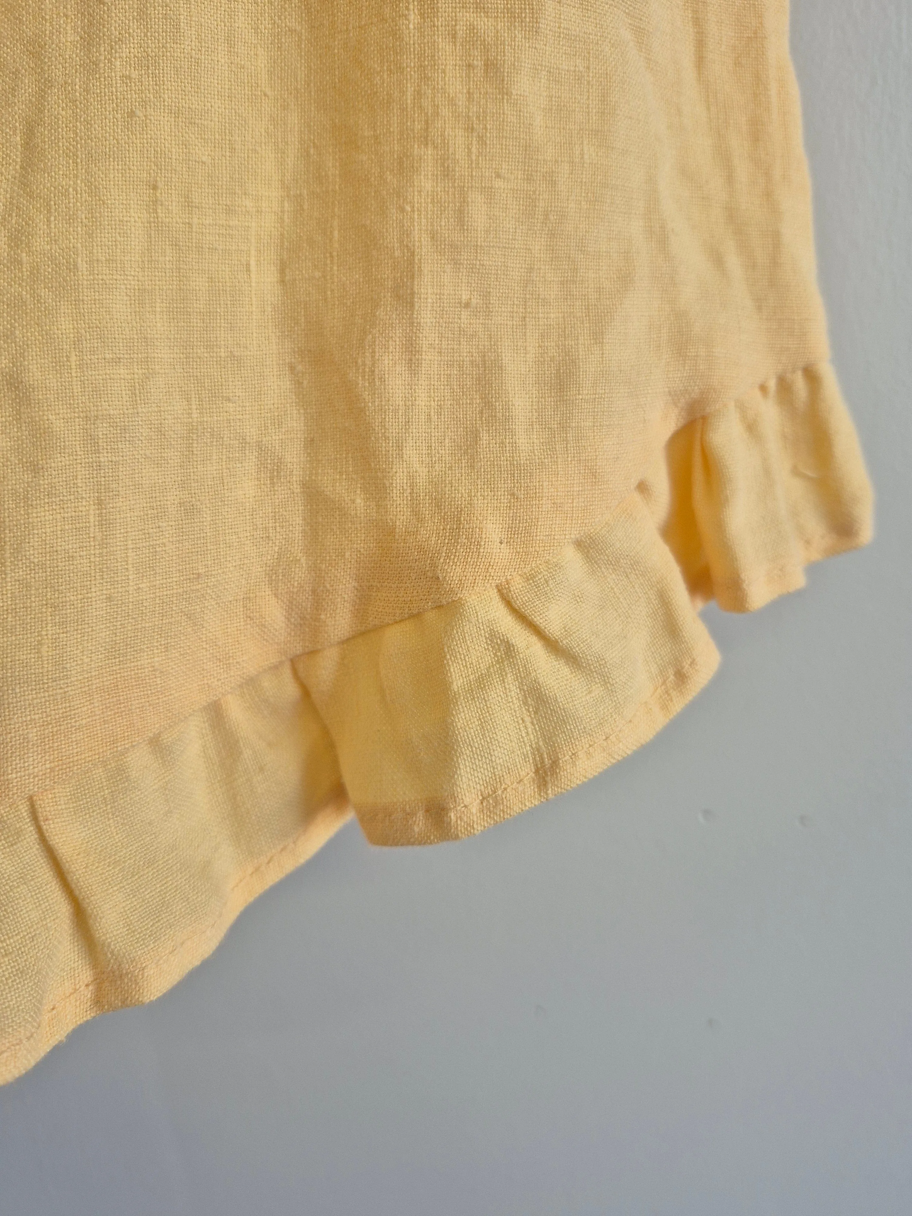 Sample Baxter Short Butter Yellow Linen sold by Eliza Faulkner product image thumbnail 4