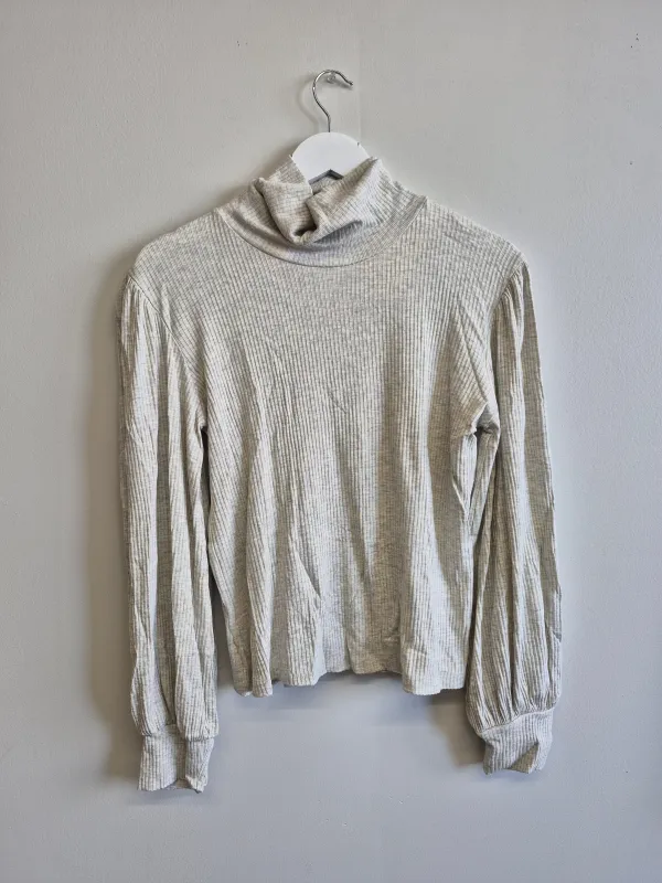 Sample Dolly Rib Top Grey made by Eliza Faulkner