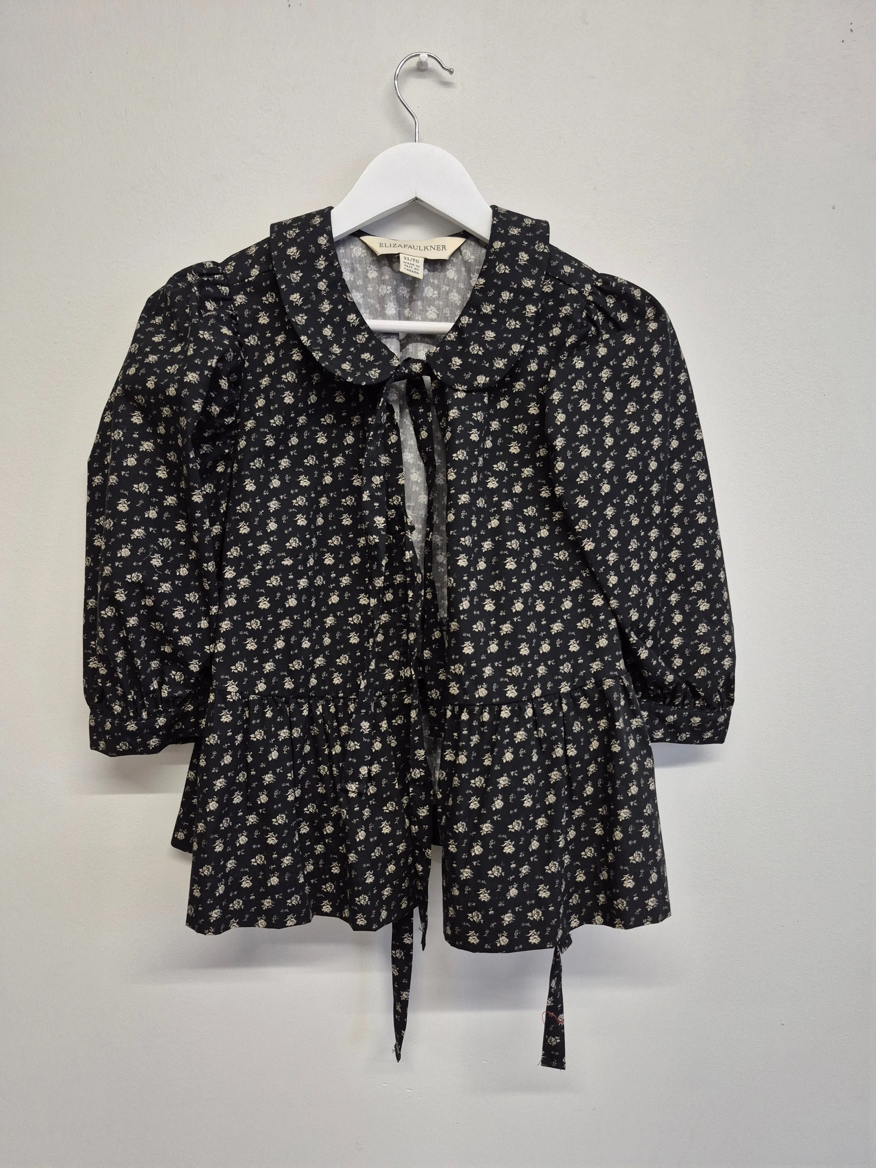 Sample Georgie Top Black Floral sold by Eliza Faulkner product image thumbnail 2