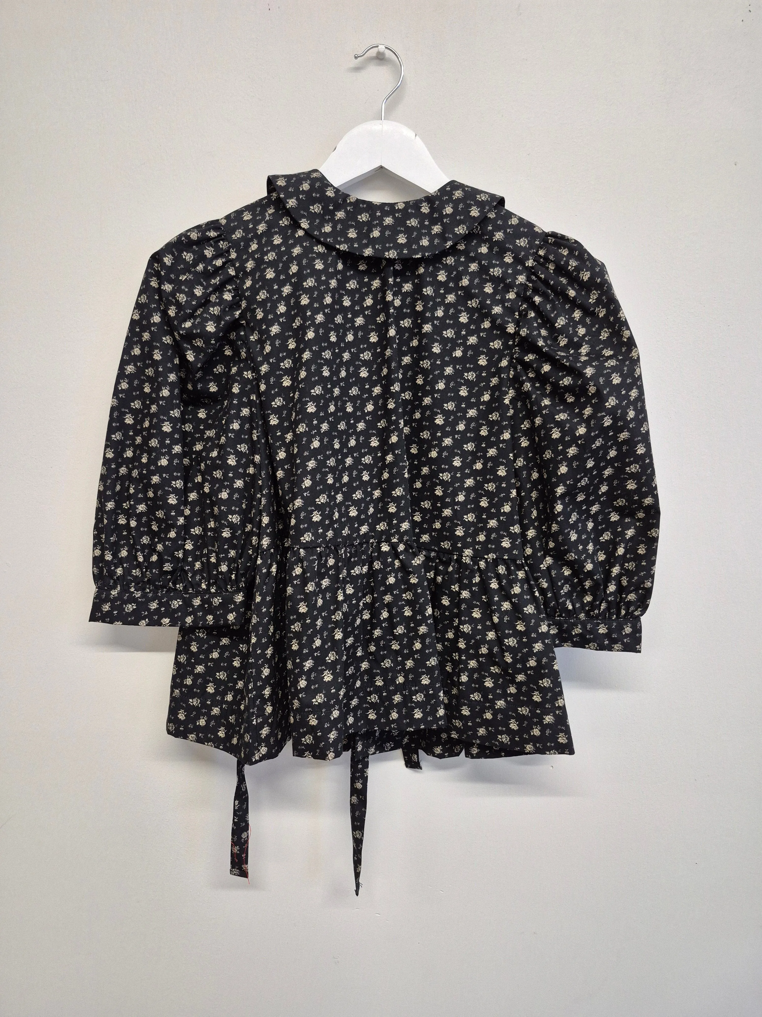 Sample Georgie Top Black Floral sold by Eliza Faulkner product image thumbnail 3