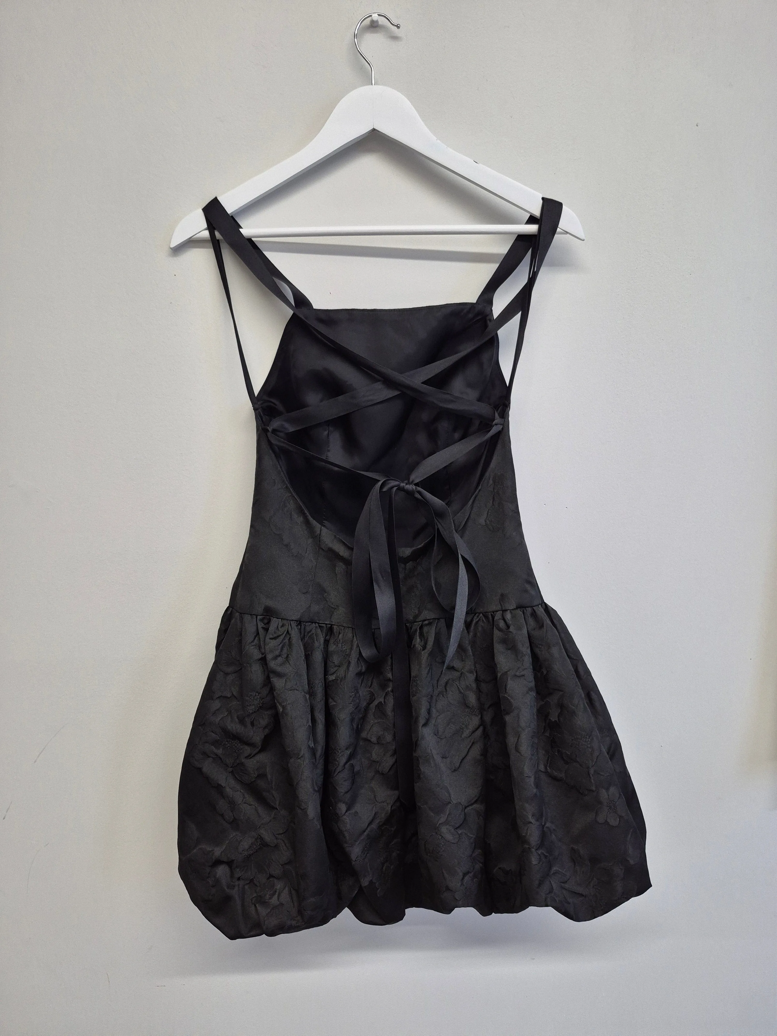 Sample Lila Dress Black sold by Eliza Faulkner product image thumbnail 2