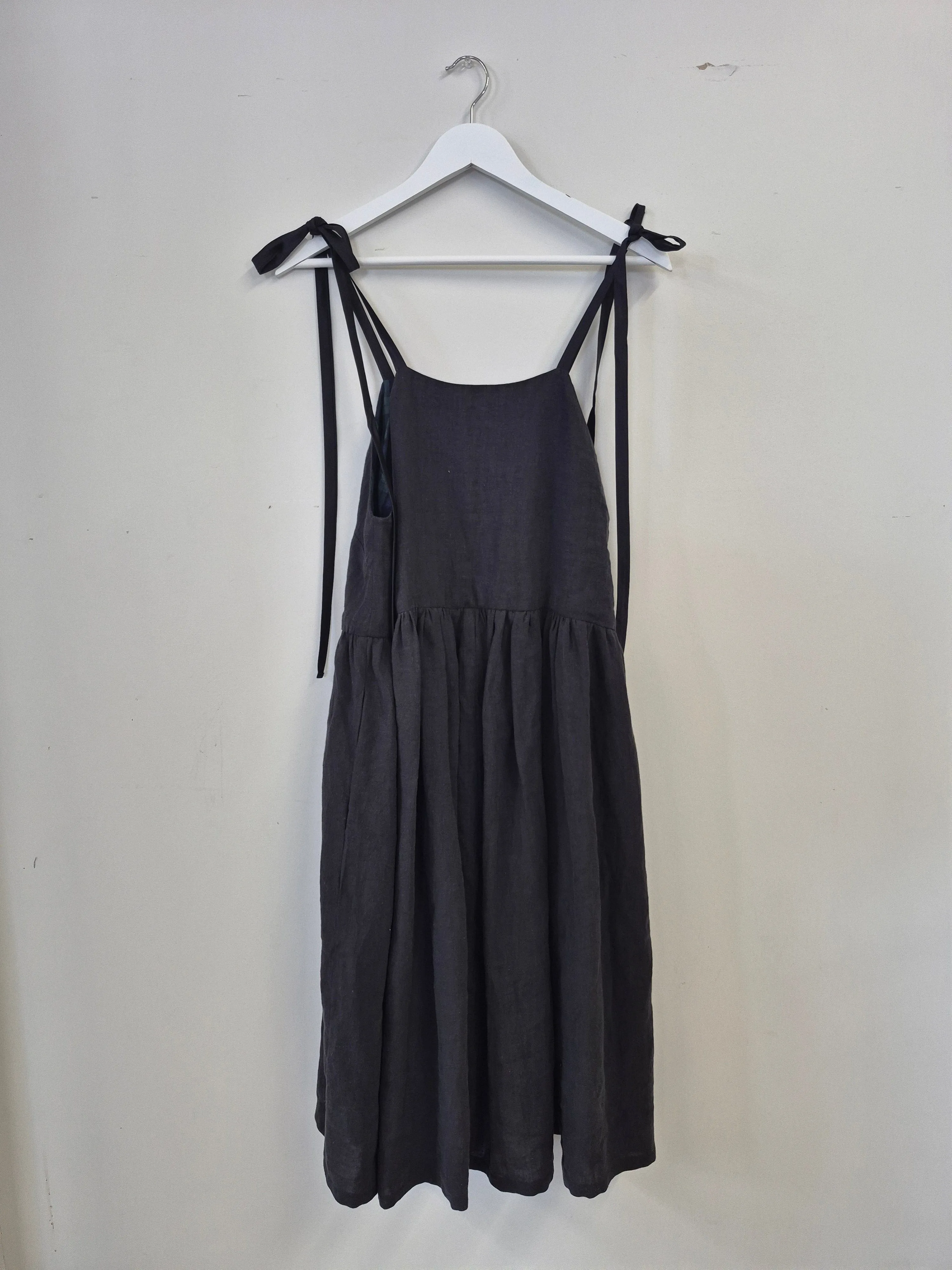 Sample Amelie Dress Black Linen sold by Eliza Faulkner product image thumbnail 2