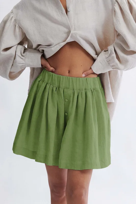 Jeanette Short in Meadow Linen made by Eliza Faulkner