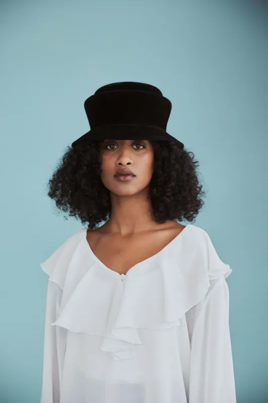 Liz - Black sold by Heirloom Hats