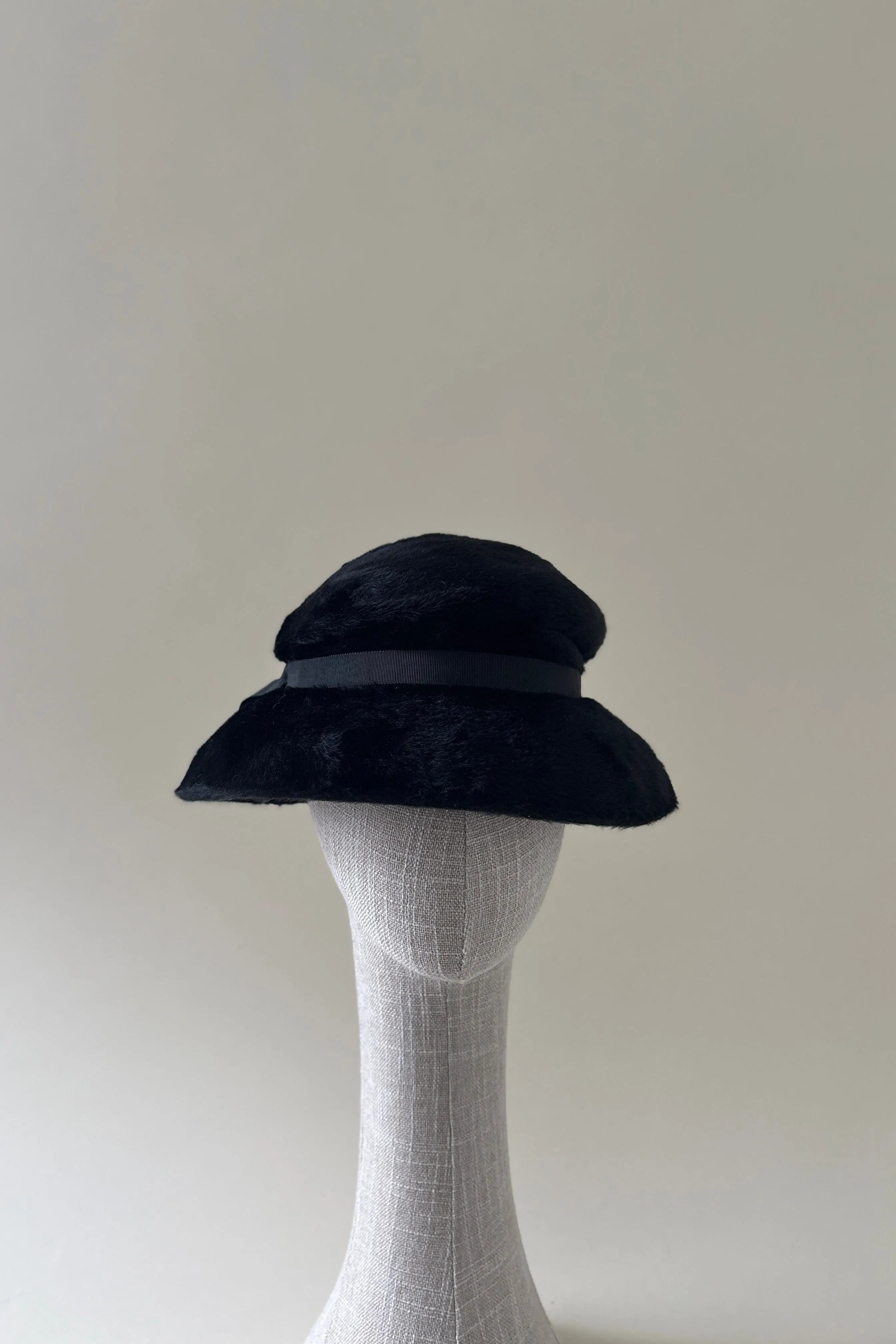 Vintage hat #062 | 1950's Black melusine fur felt mushroom hat sold by Heirloom Hats