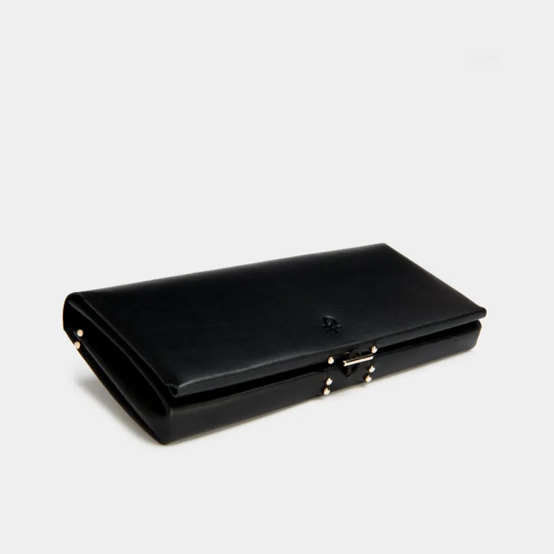 MANITOU in black sold by Partoem