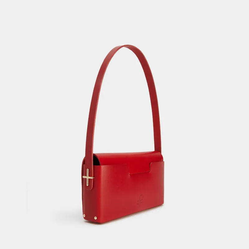CAPULET in red sold by Partoem