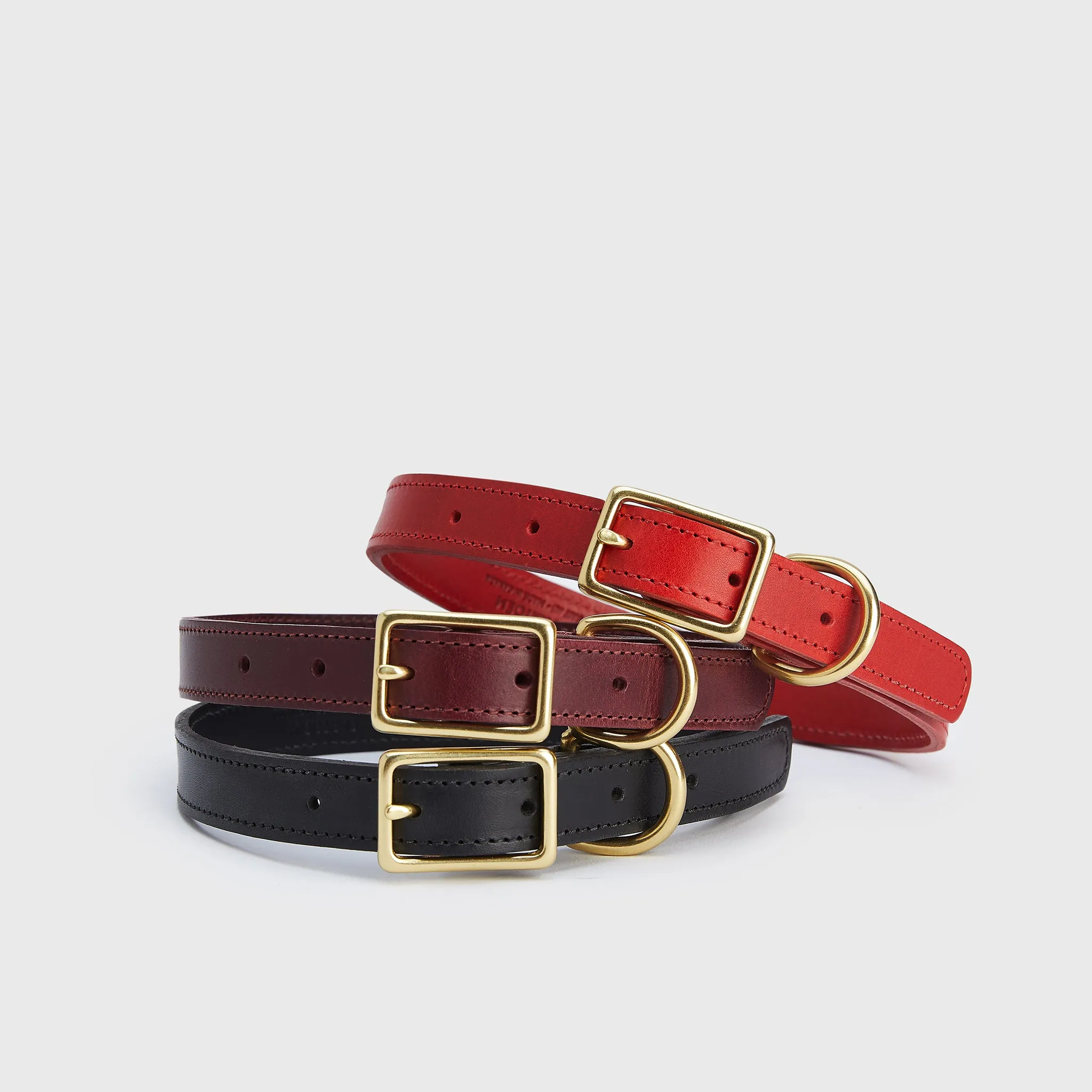 SAKE collar M sold by Partoem