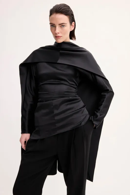 Katana Top Black sold by TOVE