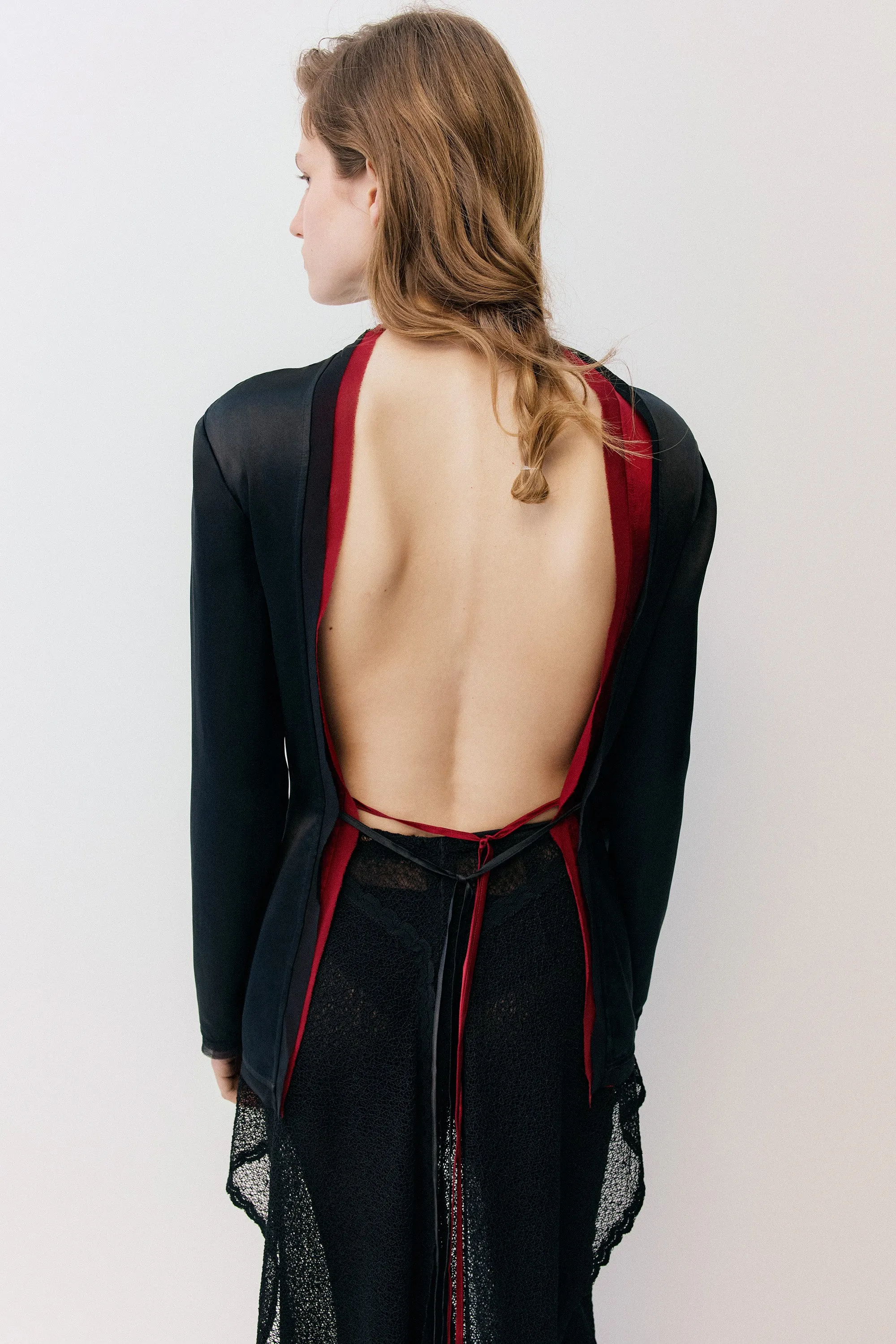 Beau Top Black sold by TOVE product image thumbnail 2