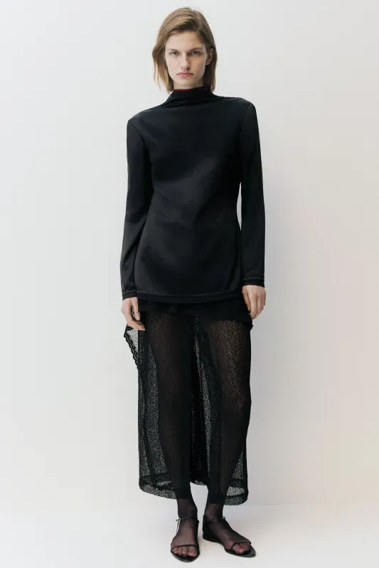 Beau Top Black made by TOVE