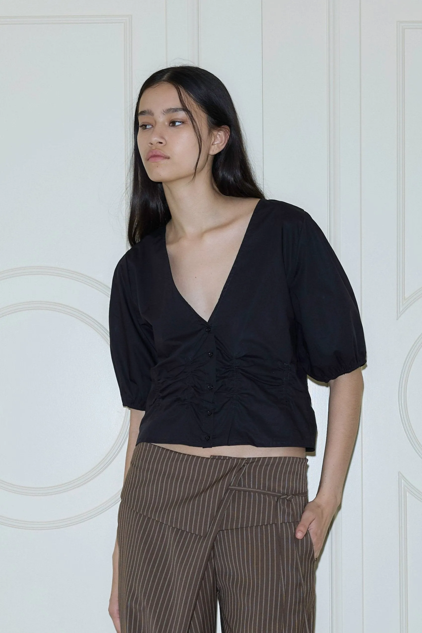 Draw Top - Black sold by Deiji Studios