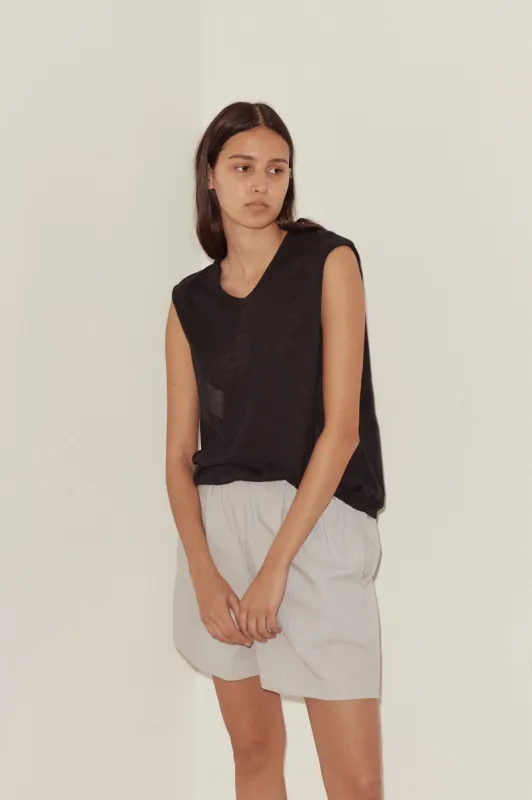 Loose Knitted Vest made by Deiji Studios
