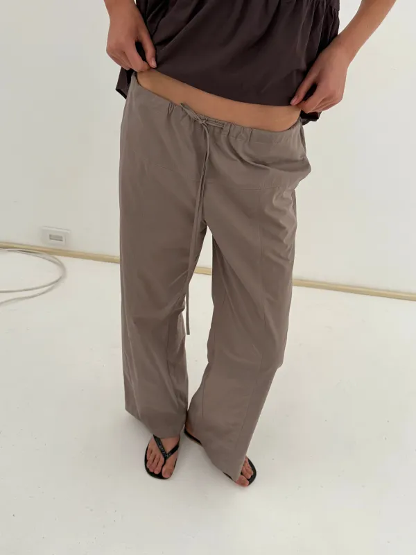 Seam Pant - Light Khaki made by Deiji Studios