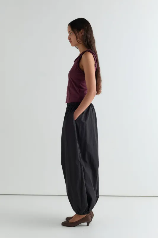 Balloon Pant - Black made by Deiji Studios