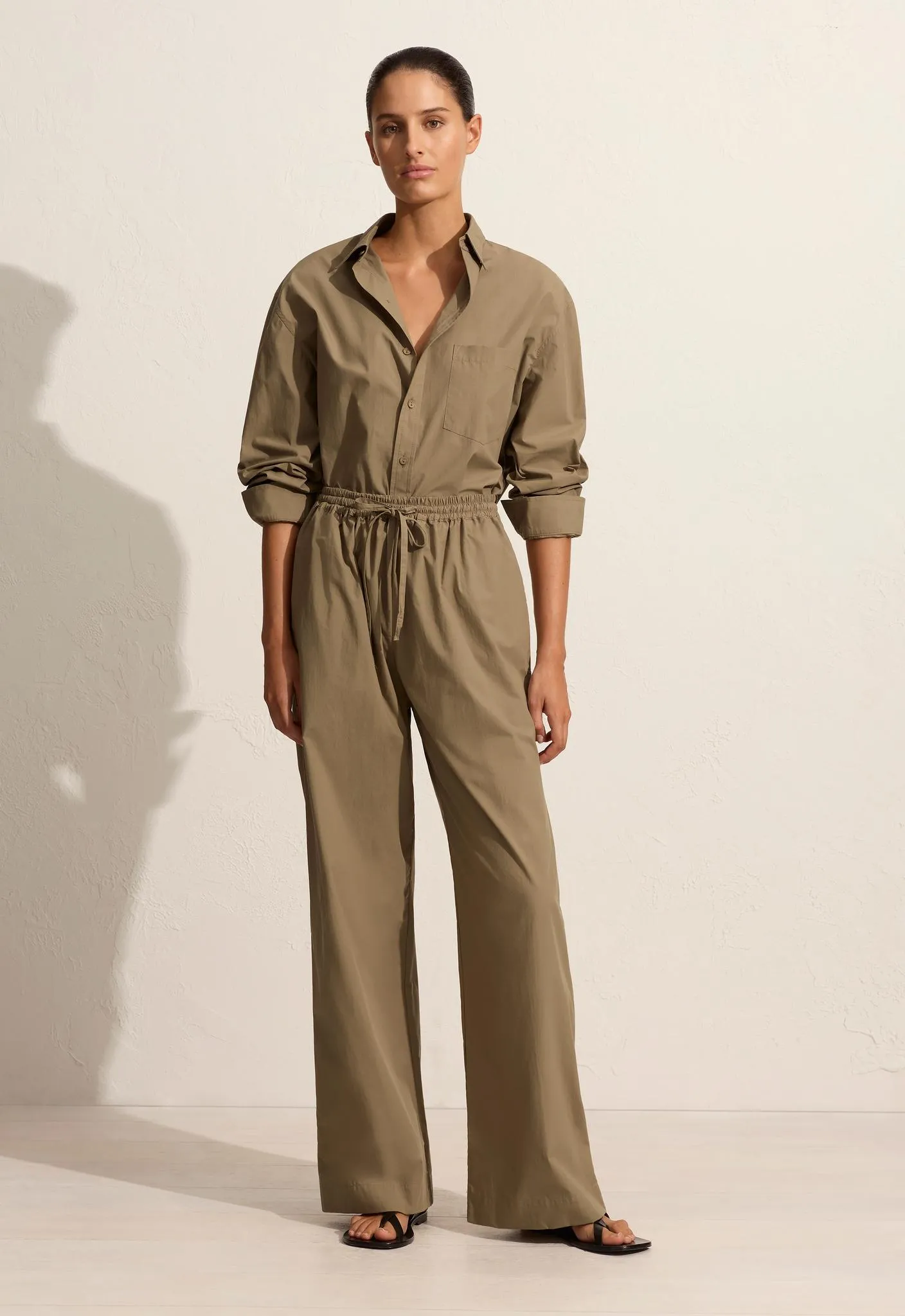 Relaxed Pant - Taupe sold by Matteau