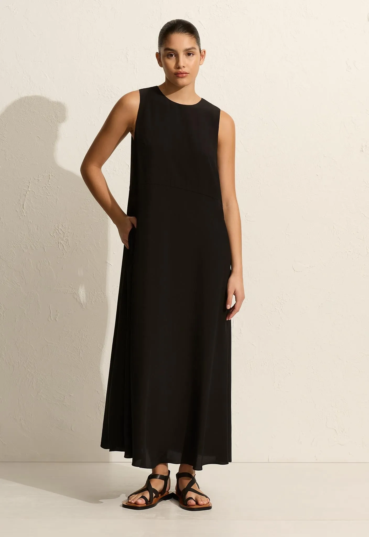 Curved Waist Midi Dress - Black sold by Matteau