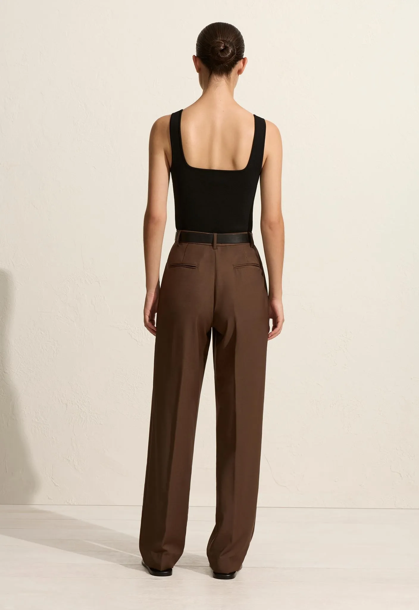 Relaxed Tailored Pleat Trouser - Coffee sold by Matteau product image thumbnail 4