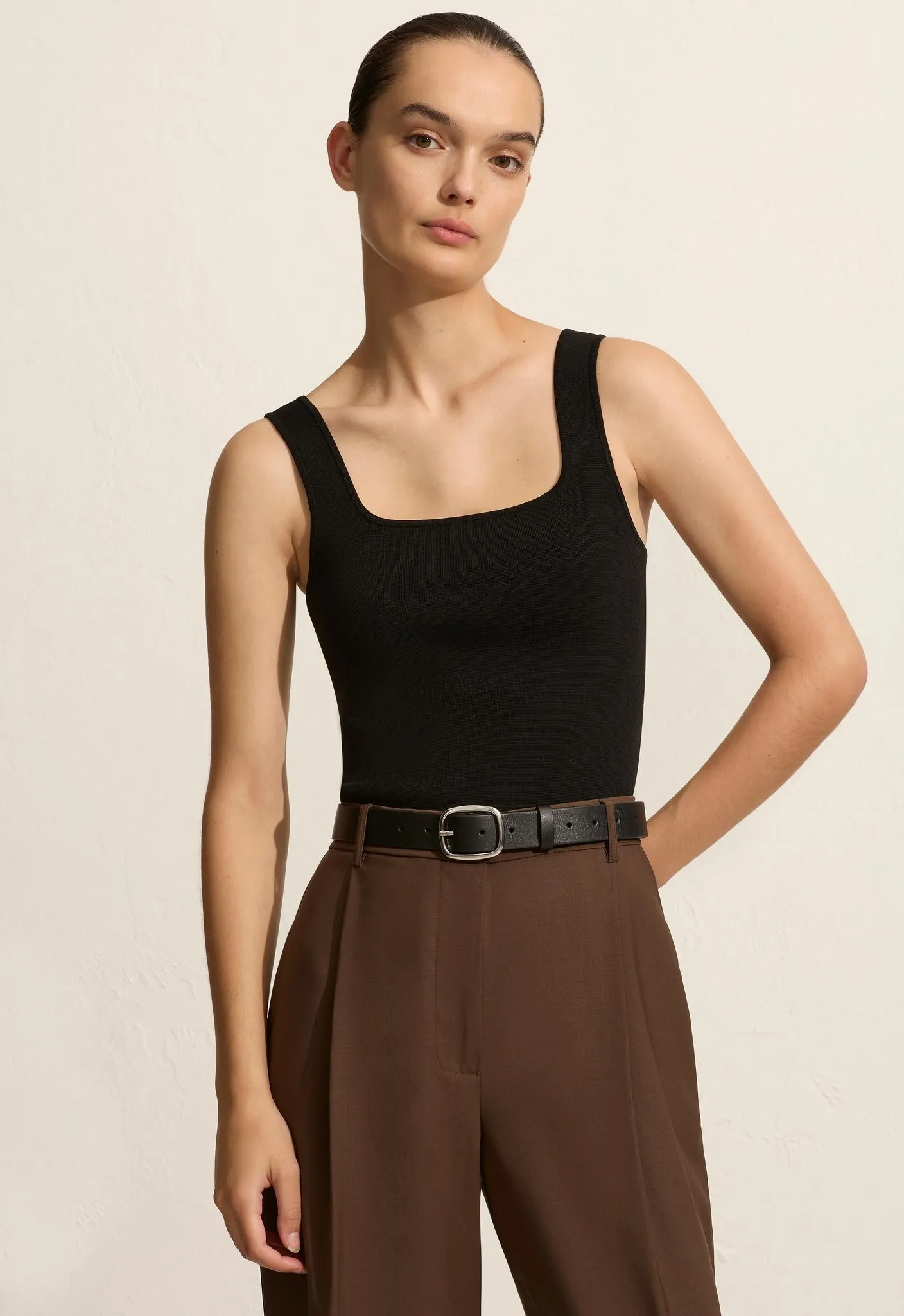 Relaxed Tailored Pleat Trouser - Coffee sold by Matteau product image thumbnail 2