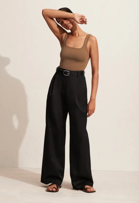 Classic Nineties Tank - Cinnamon sold by Matteau