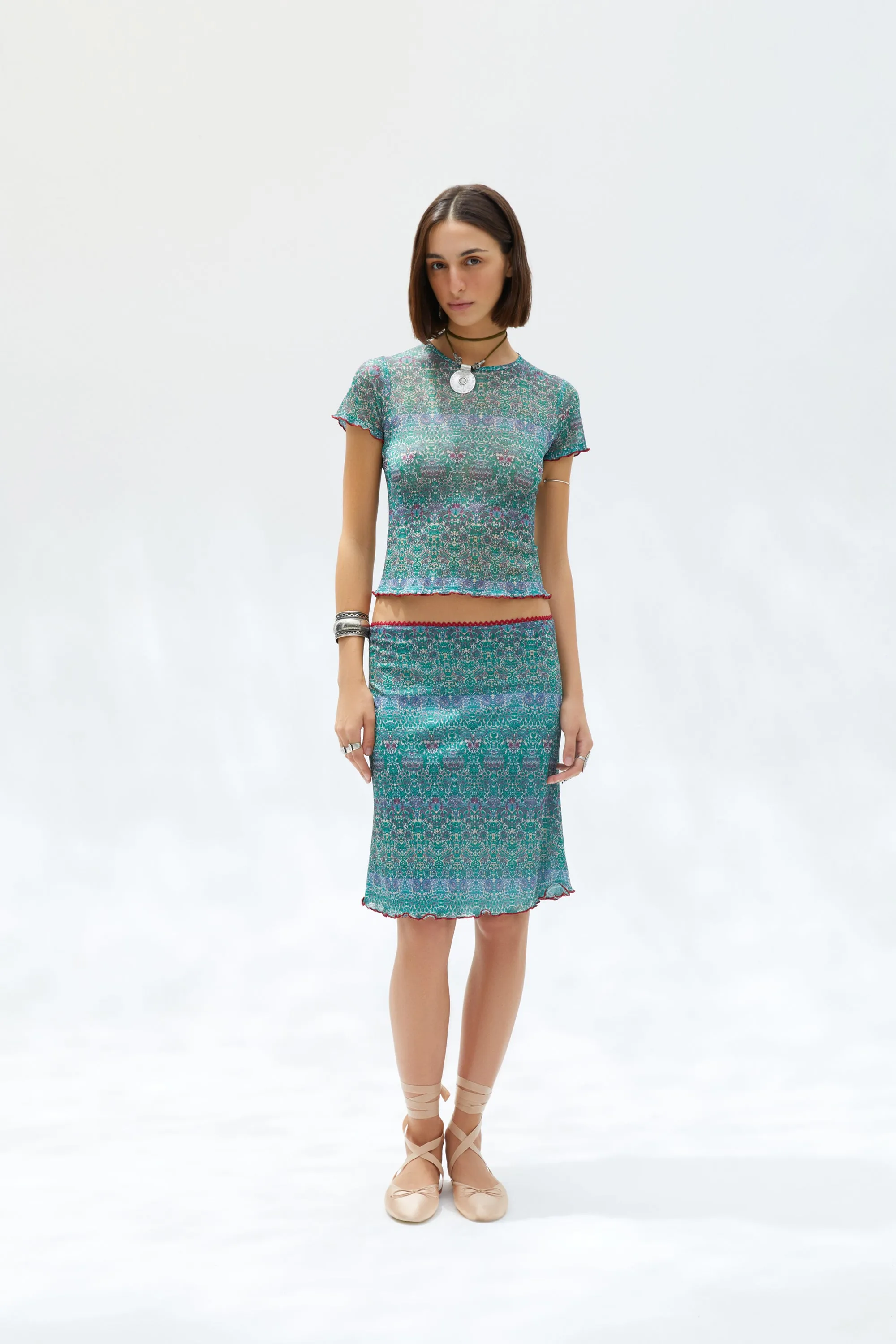 RICA - Scallop detailed textured printed skirt sold by Siedres