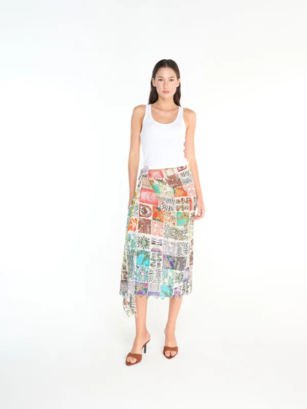 PARE - Printed pareo with bead details sold by Siedres