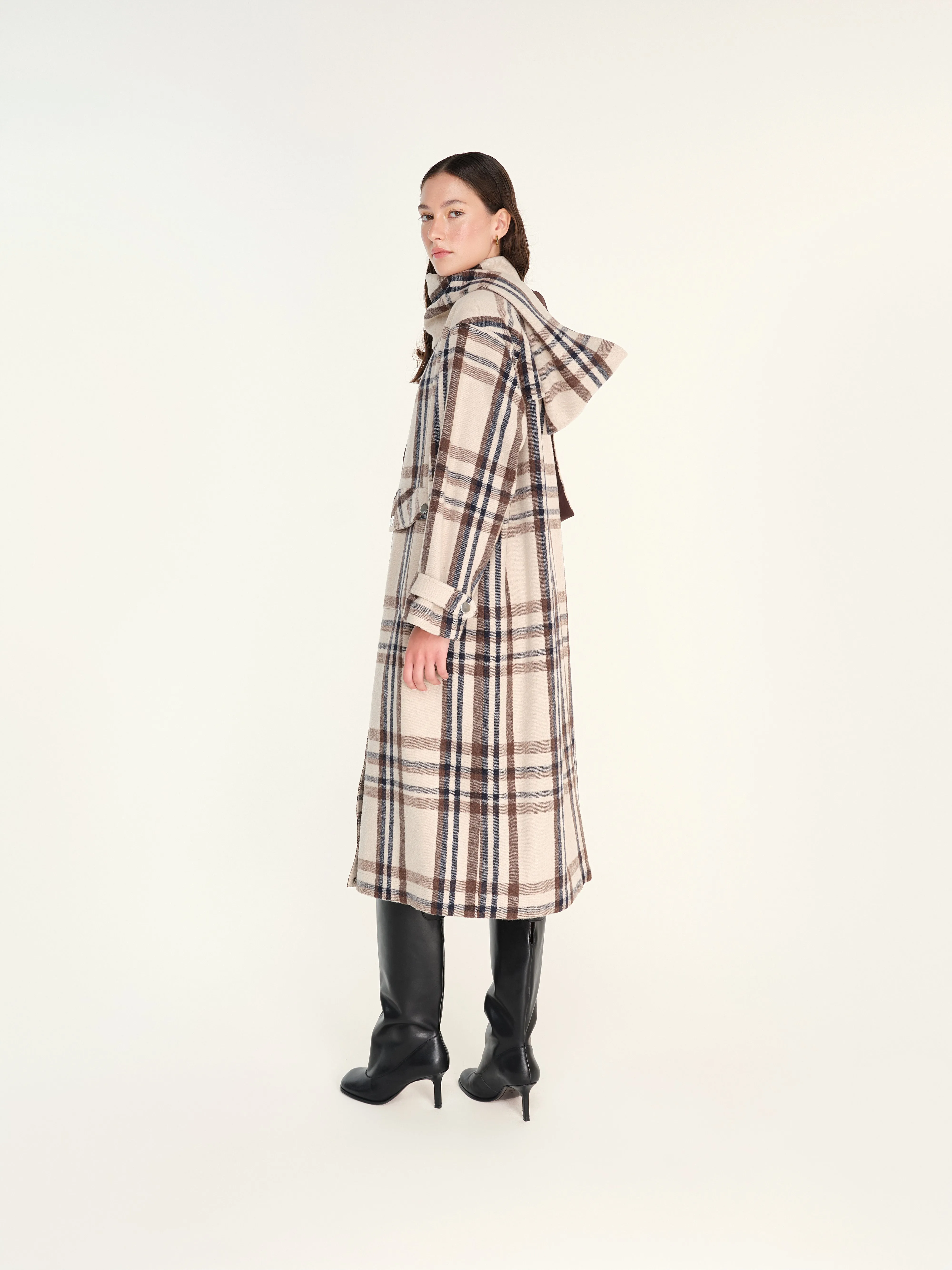 MEDES - Oversize checked coat with detachable hood sold by Siedres product image thumbnail 2