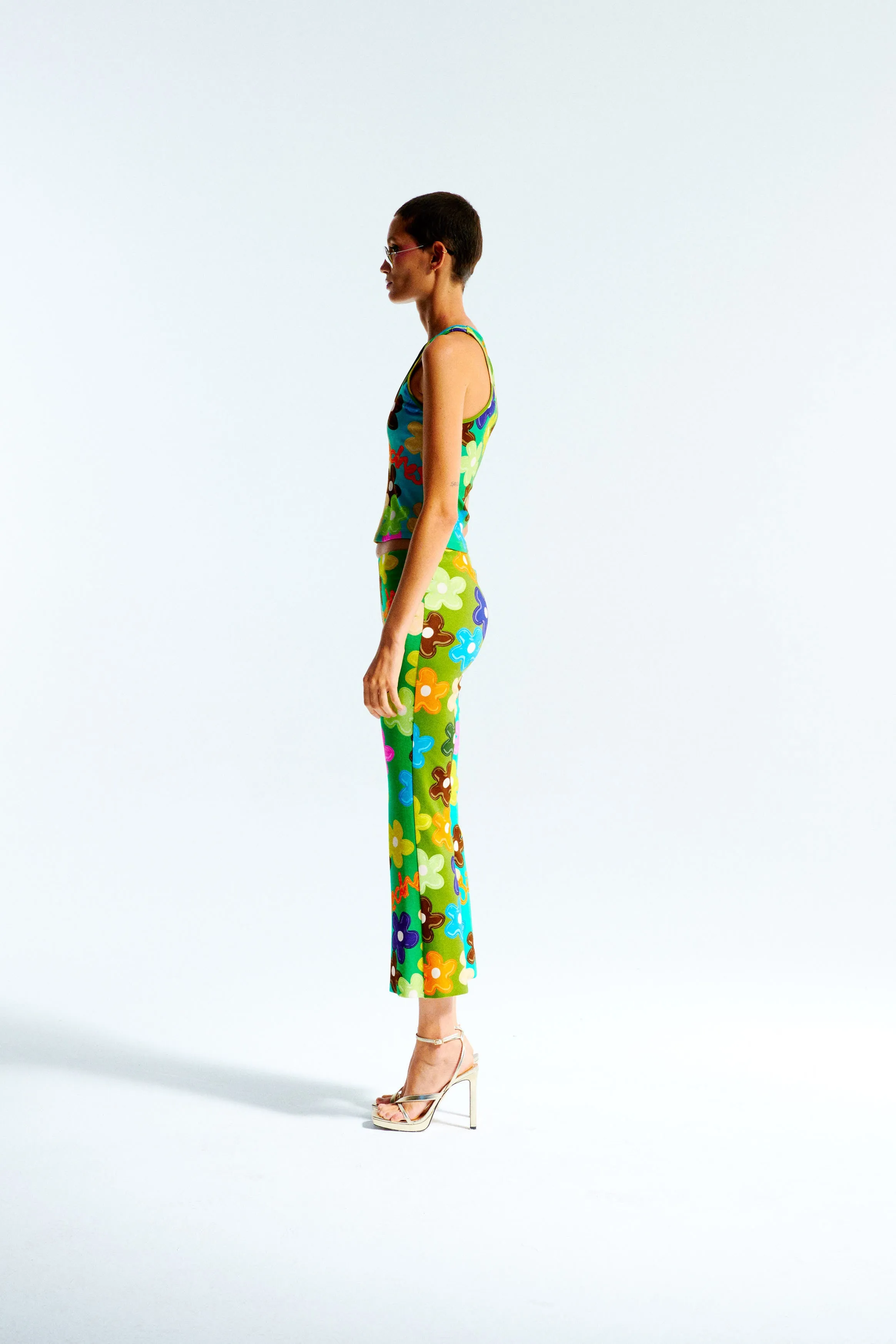 DANIA - Bubble flower flared cropped pants sold by Siedres product image thumbnail 4