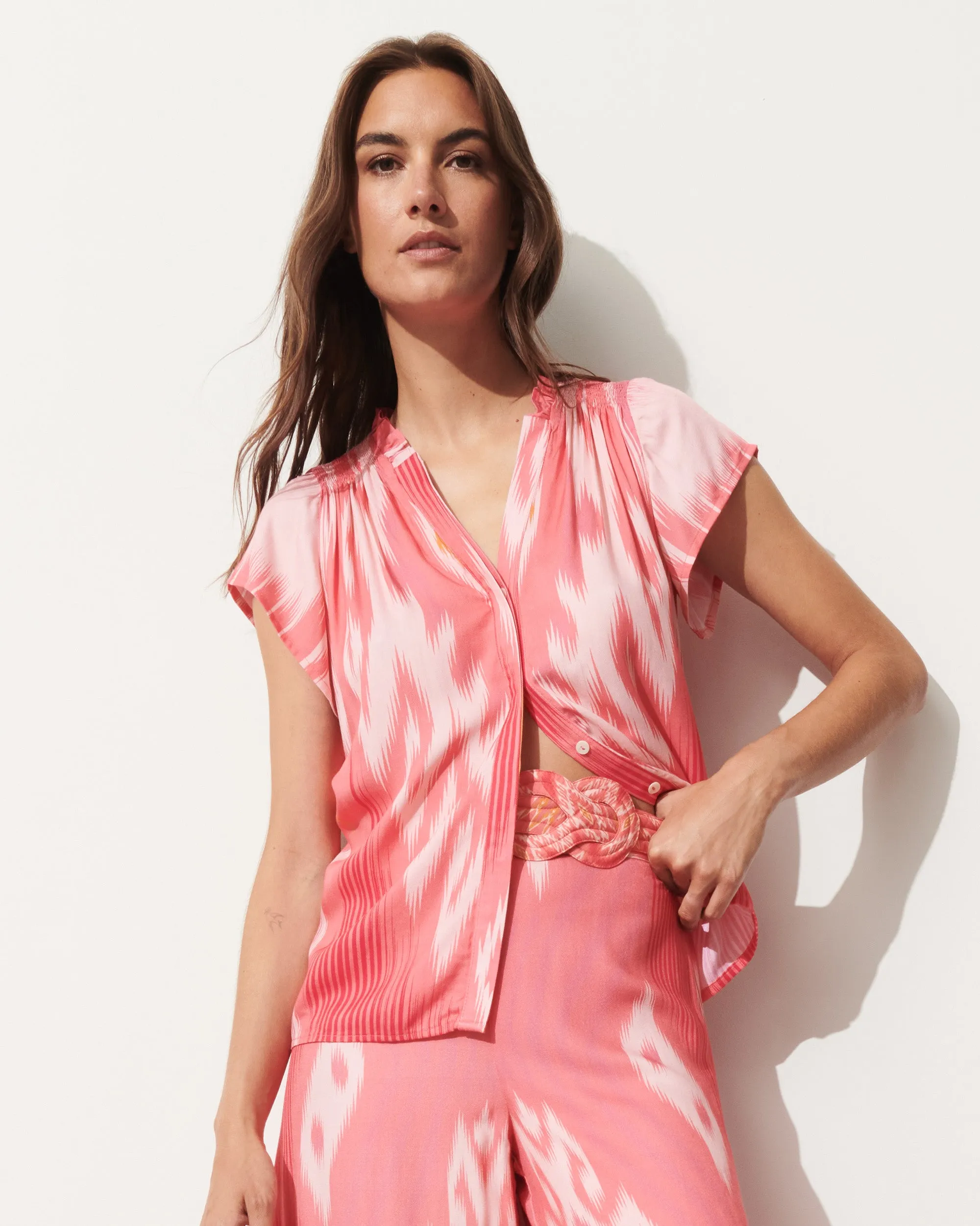 Fia Top sold by Figue