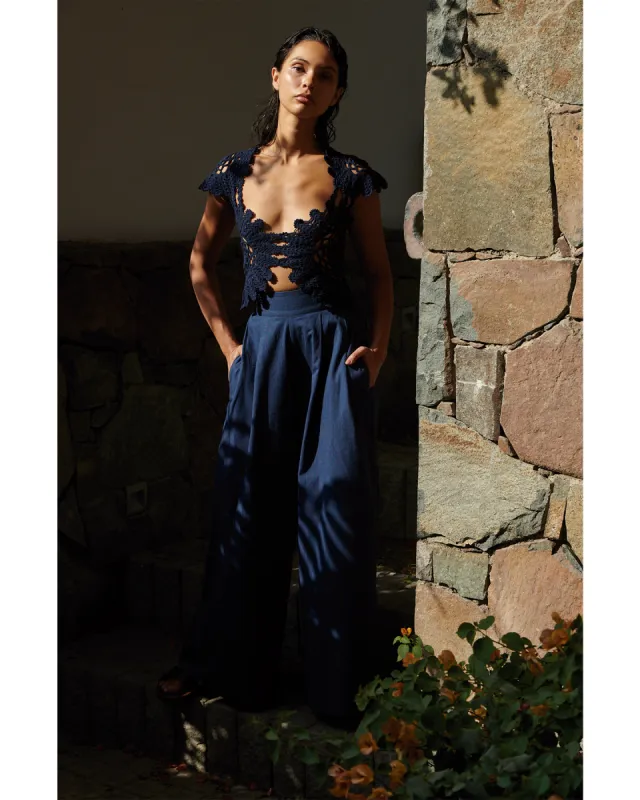 HIBISCUS TOP | NAVY | PRE ORDER sold by ESCVDO