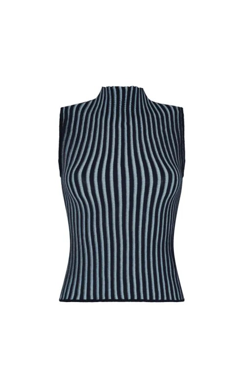 GUAYAQUIL TOP  | BLUES sold by ESCVDO