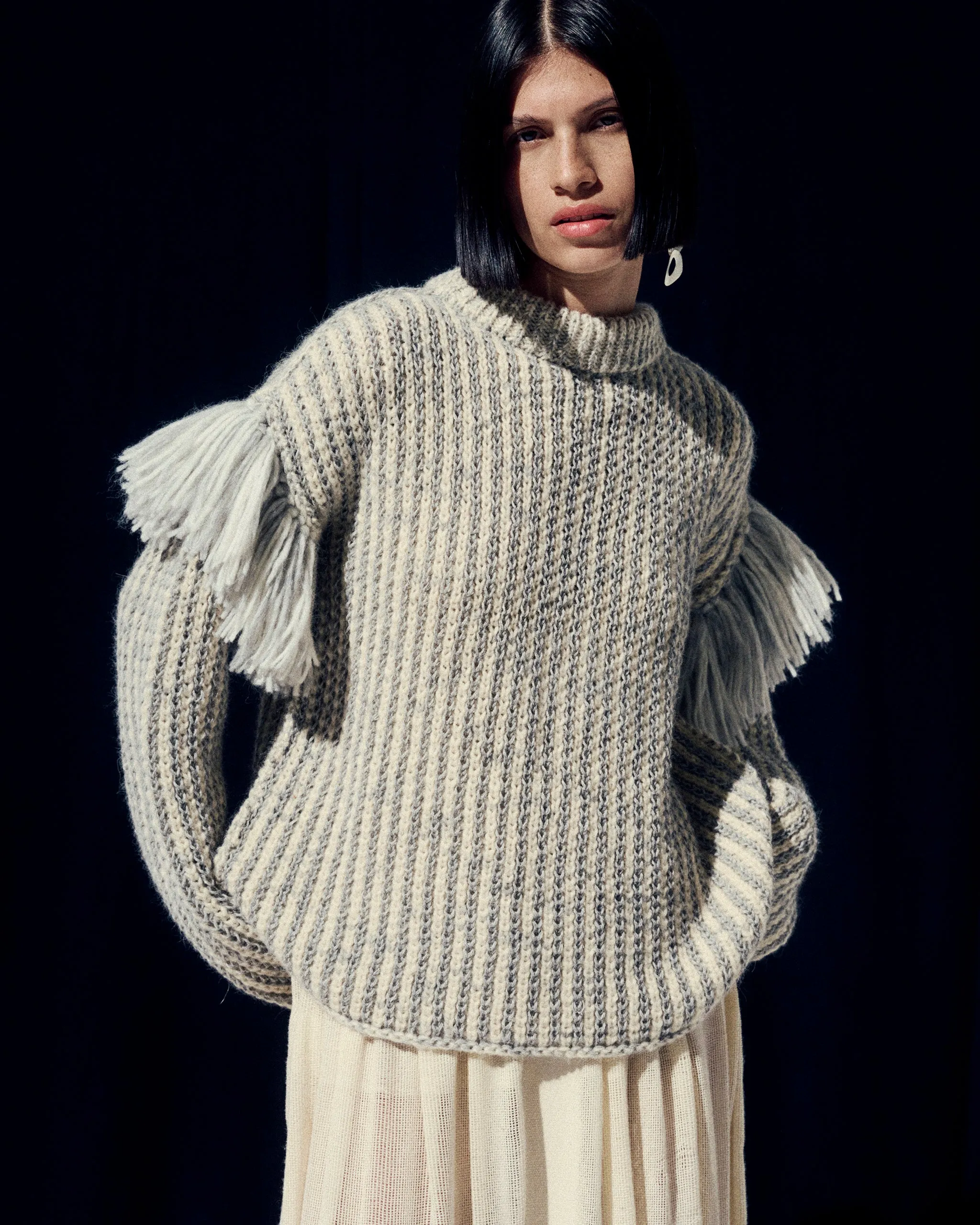 USHNU SWEATER | IVORY-GREY sold by ESCVDO product image thumbnail 2