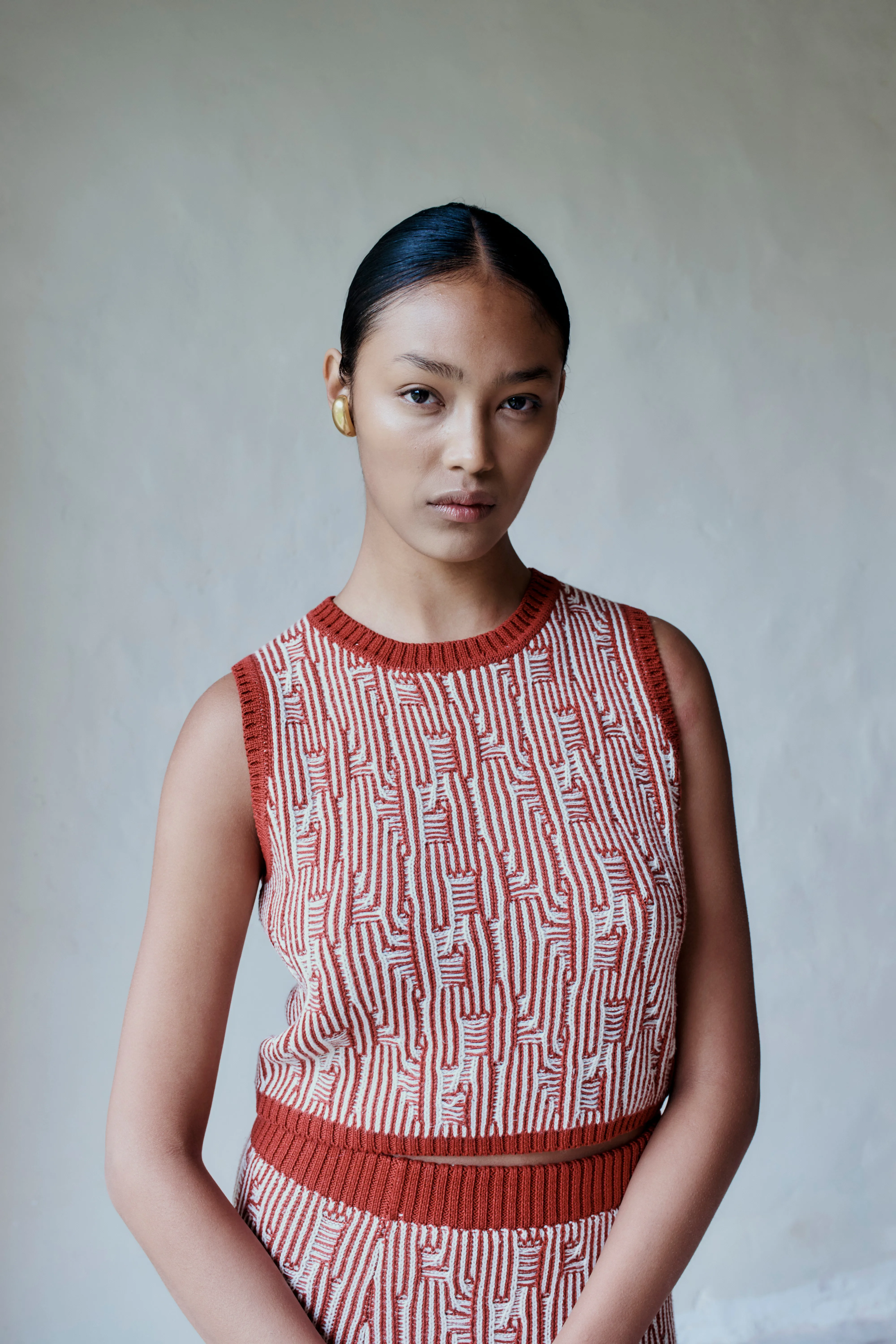 TAYTA SLEEVELESS TOP | BURGUNDY - IVORY sold by ESCVDO product image thumbnail 3