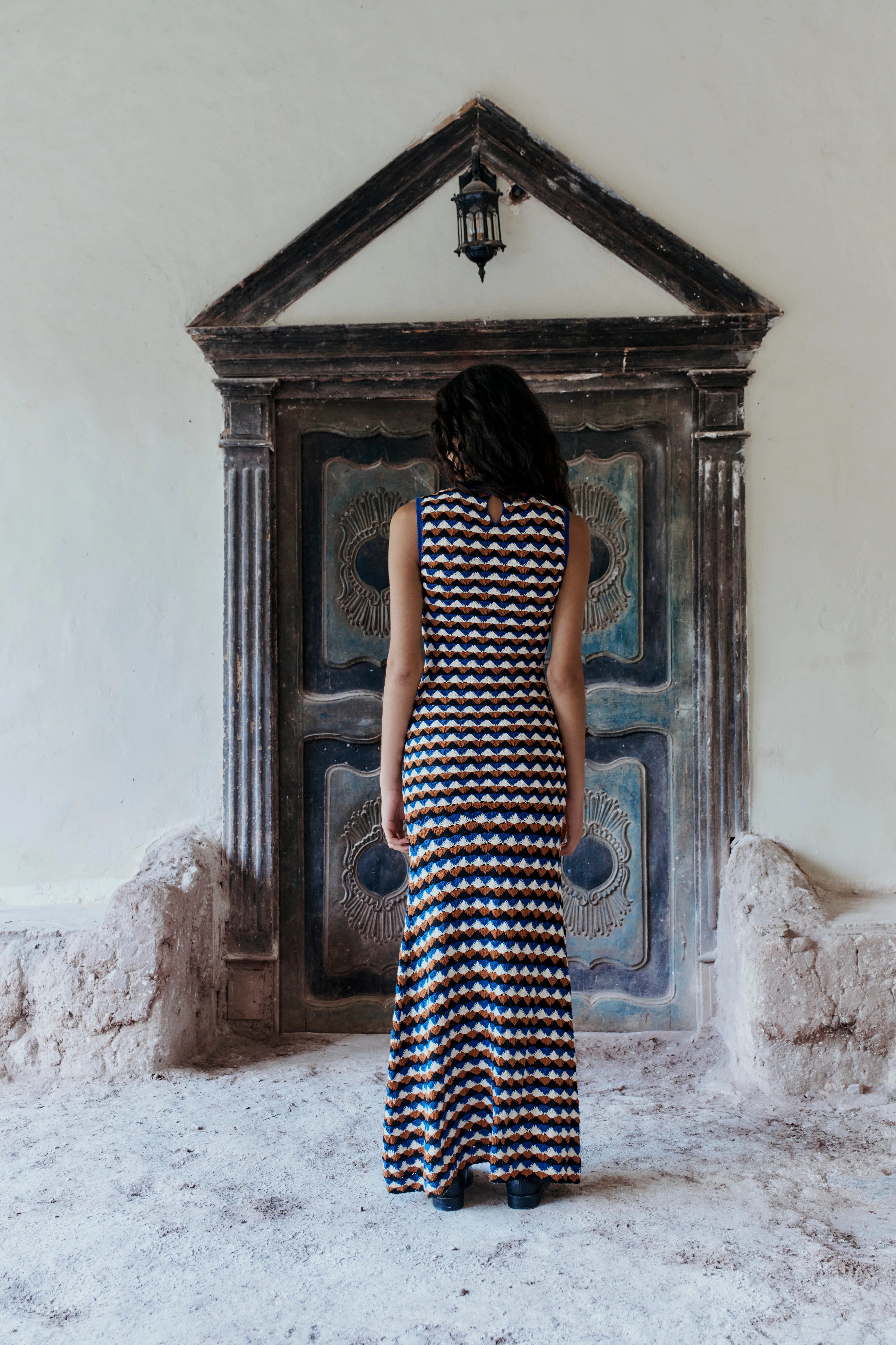 HUANDOY SLEEVELESS MAXI DRESS | ELECTRIC BLUE - TOBACCO | PRE ORDER sold by ESCVDO product image thumbnail 2
