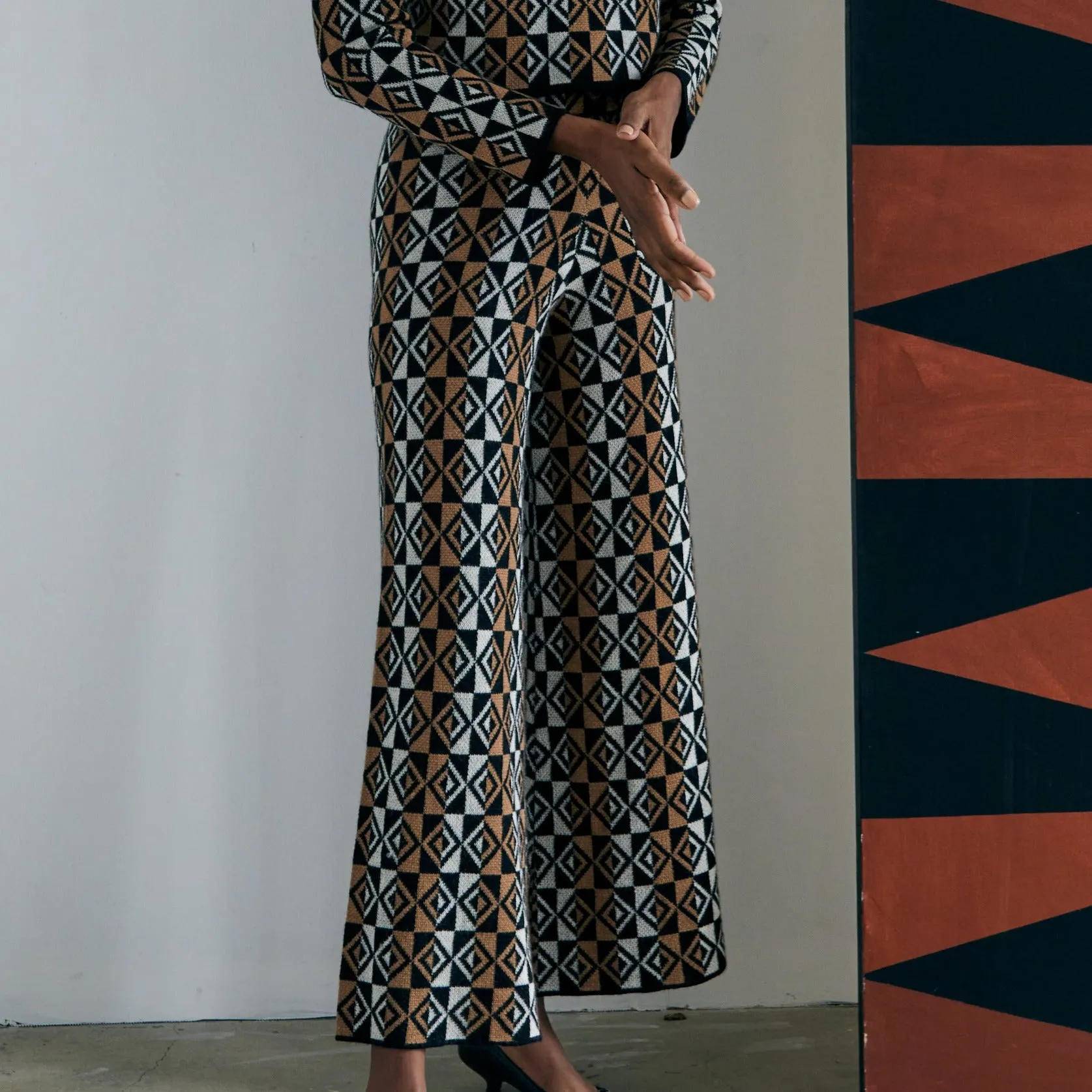 QERO PANTS | SAND sold by ESCVDO product image thumbnail 3